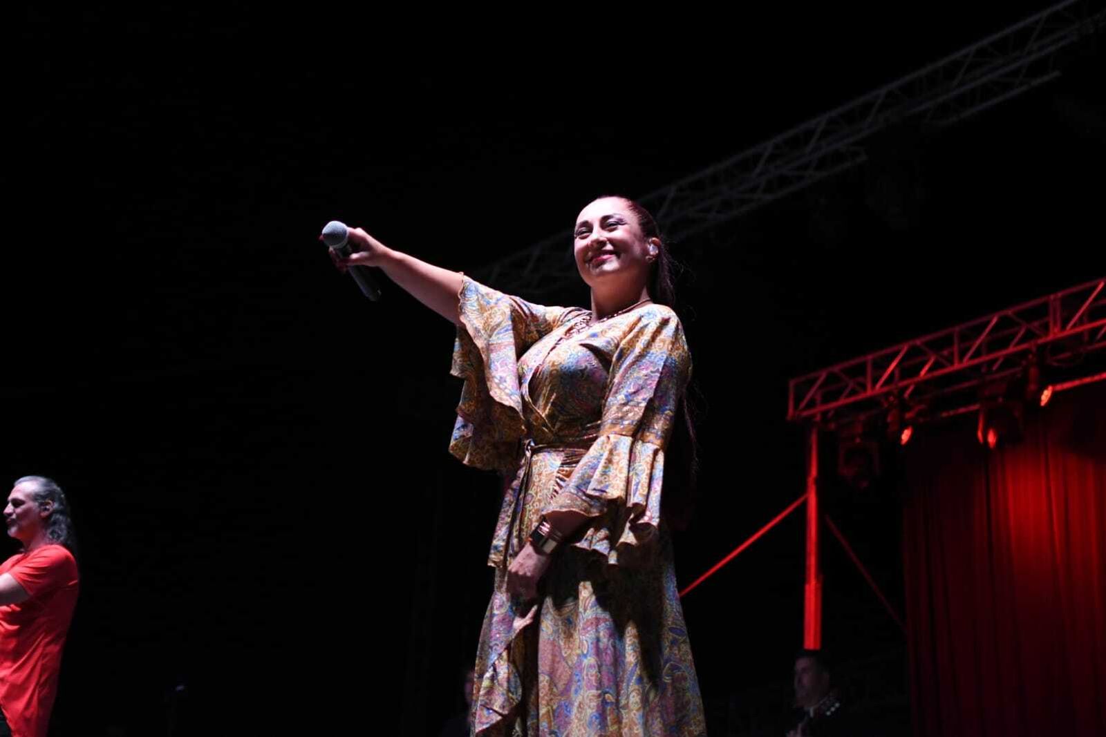 El concierto de Camela en Villanueva de Córdoba, en imágenes