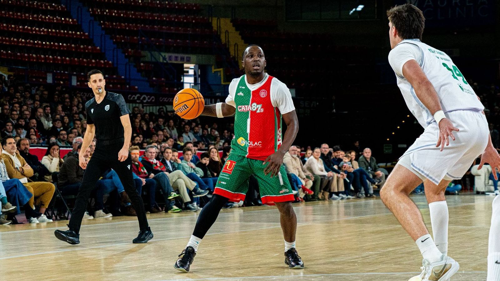 Clarke, en un partido de esta temporada con el Caja 87.