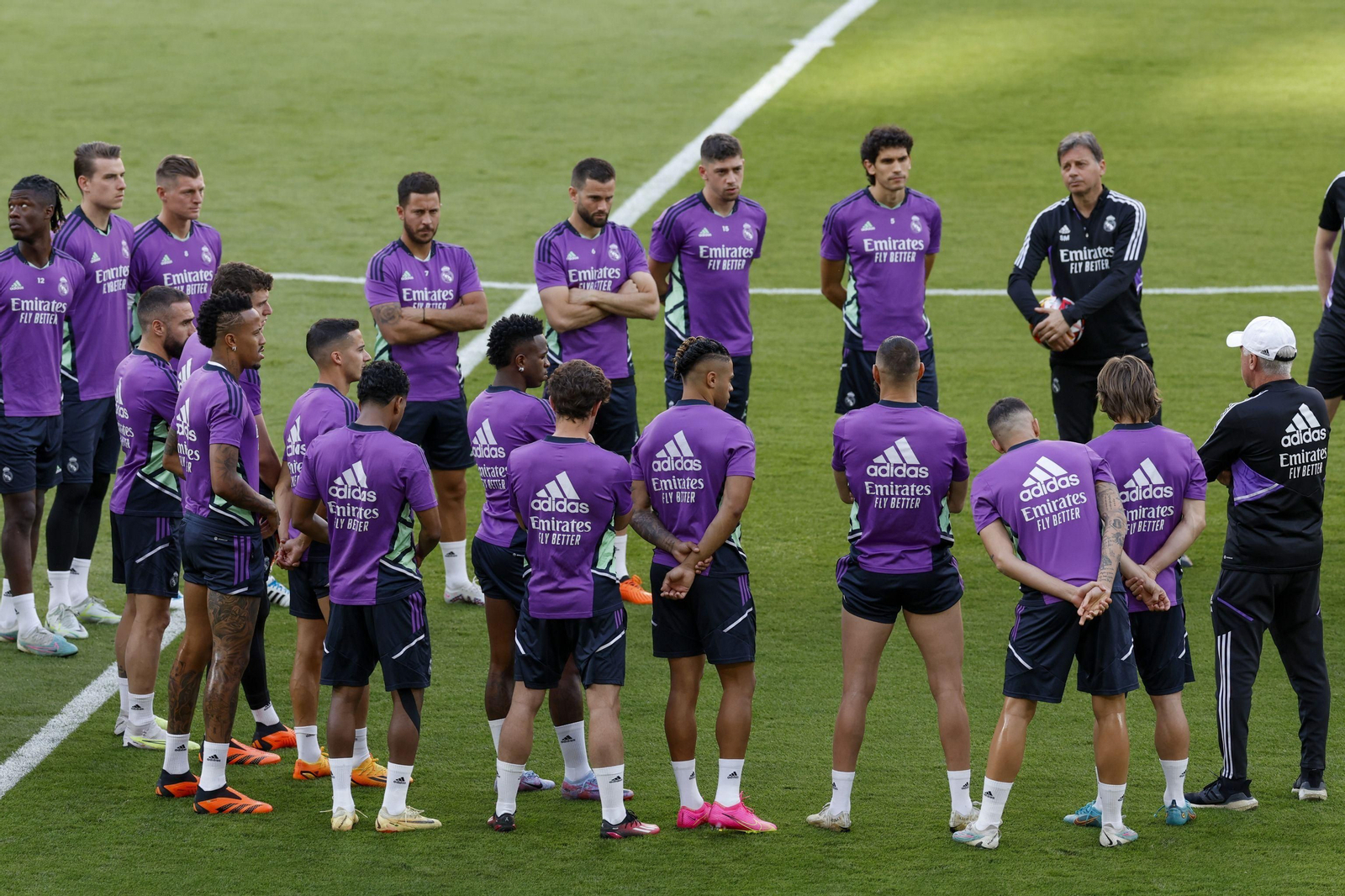 Las fotos de Real Madrid y Osasuna para la final de la Copa en Sevilla