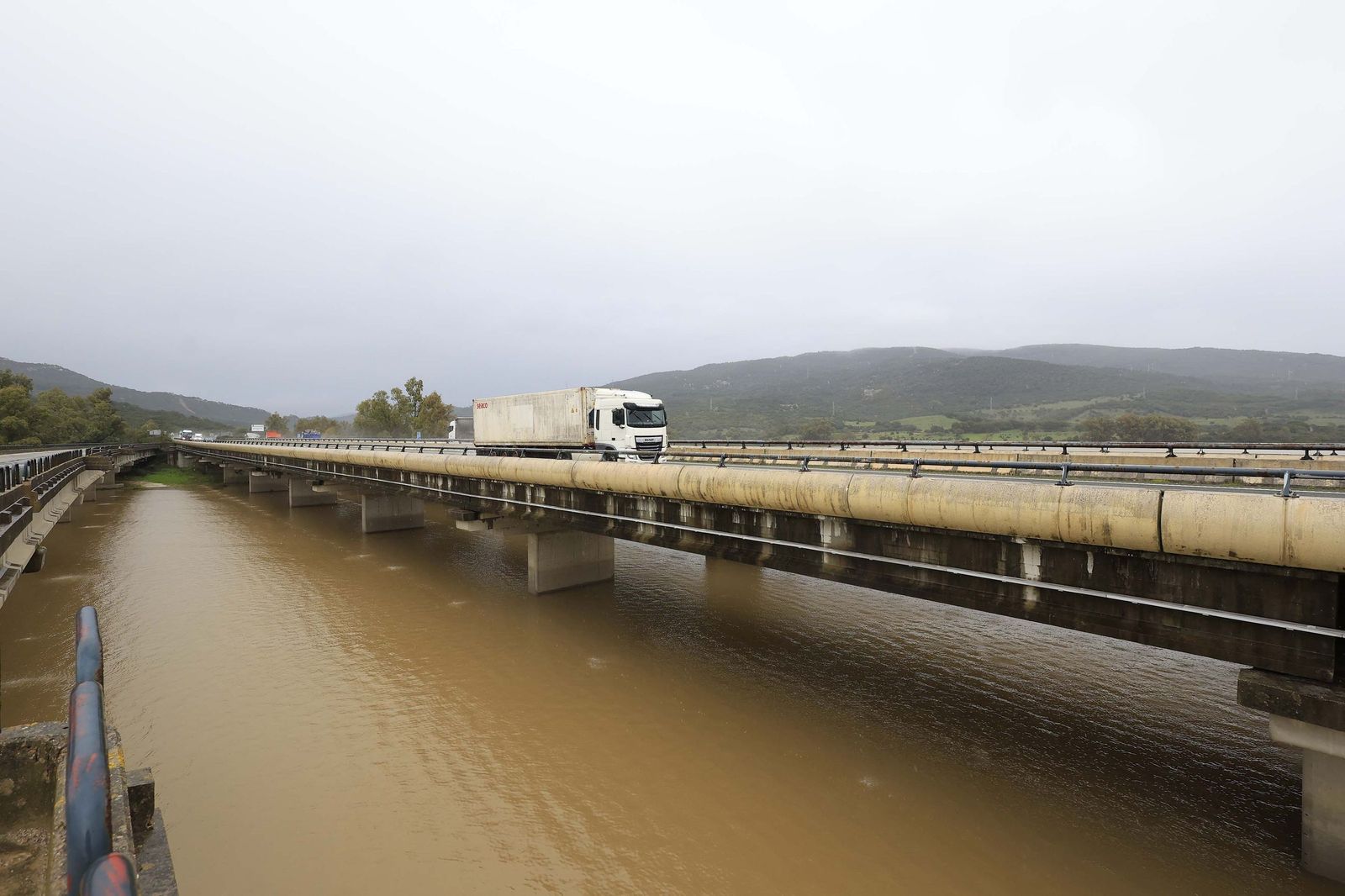 Así luce Charco Redondo: fotos del pantano casi lleno antes de la borrasca Leandro