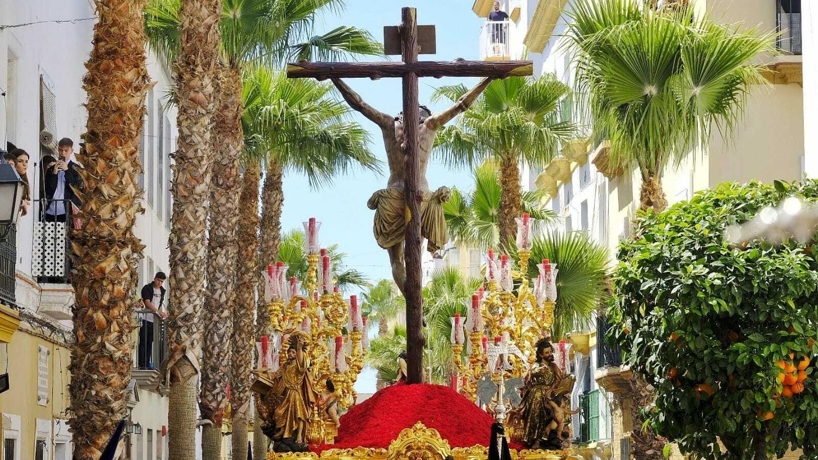El Cristo de la Misericordia por la calle de La Palma.