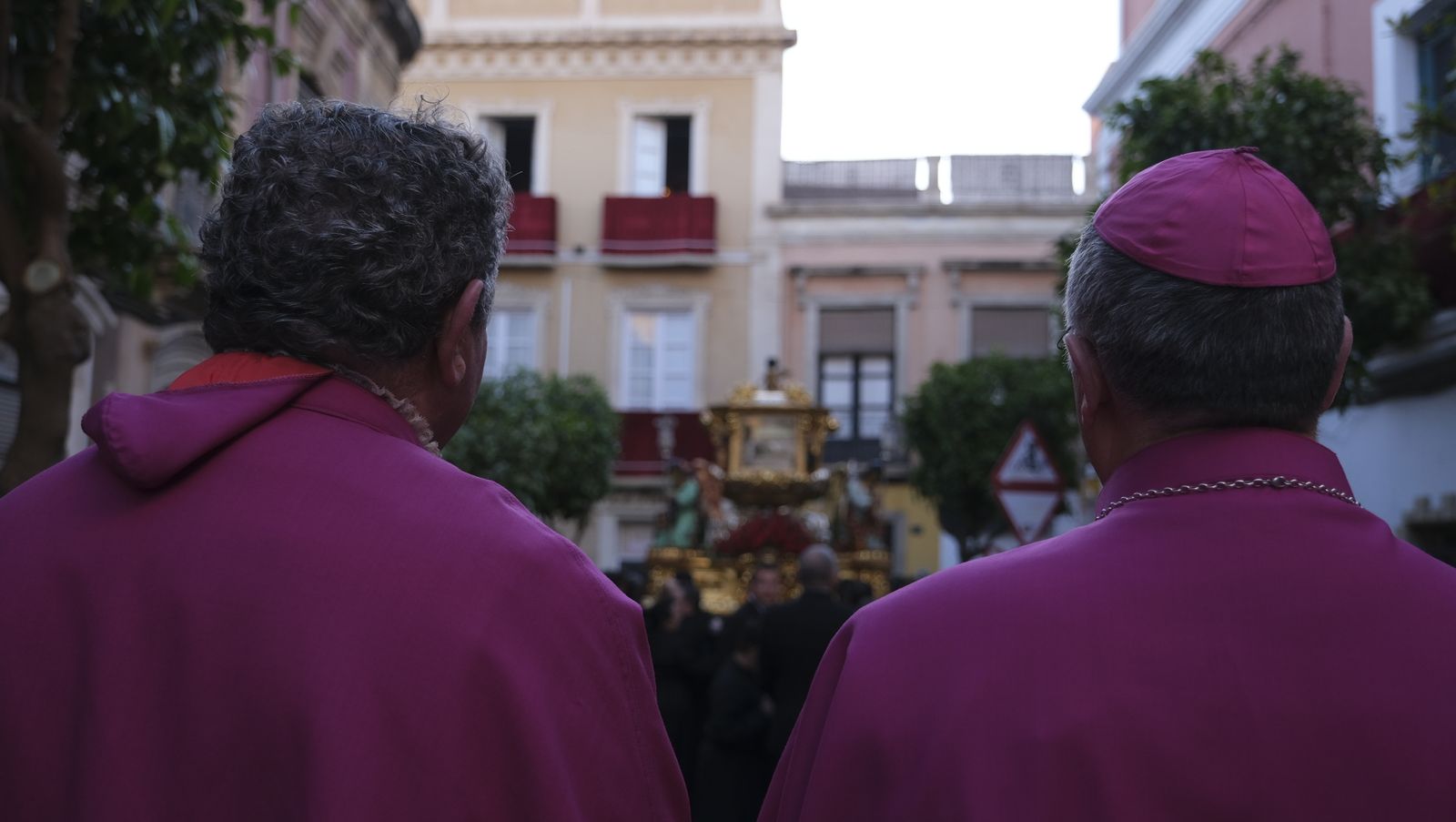 Procesión del Santo Entierro en Almería, en imágenes