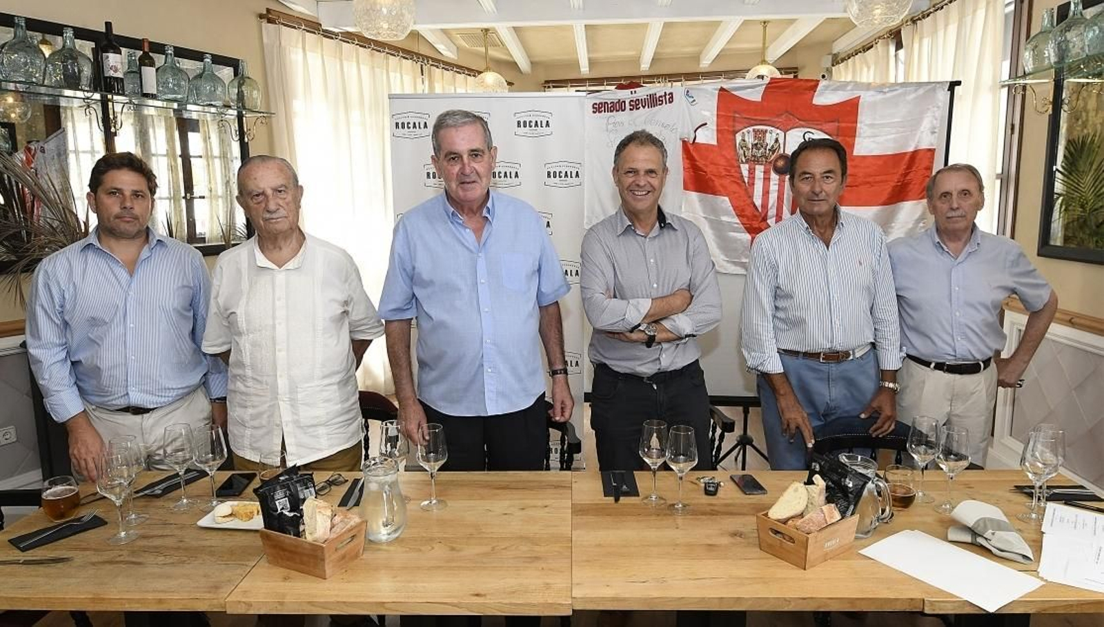 Caparrós, con la Tertulia Cisneros Palacios