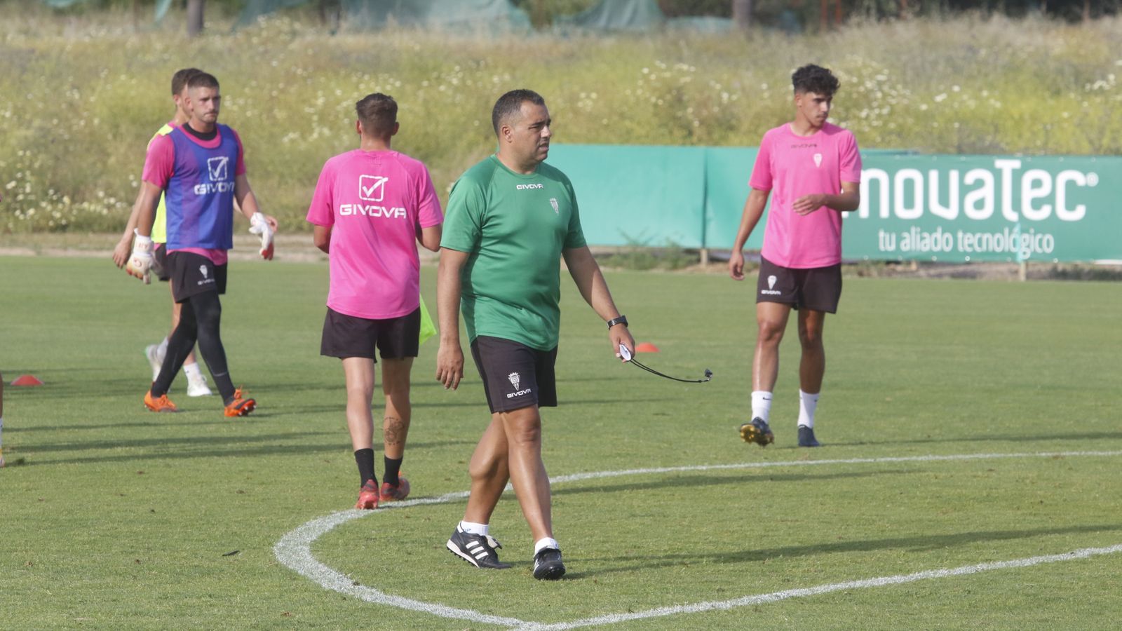 Germán Crespo dirige la sesión vespertina de este viernes del Córdoba B.