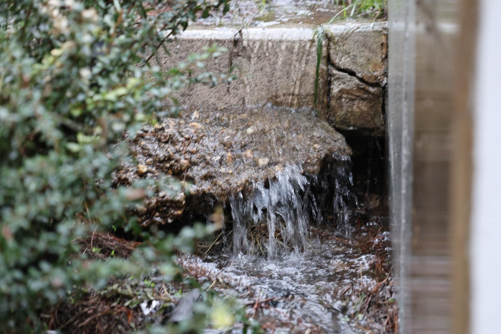 La fuerza del agua caída.