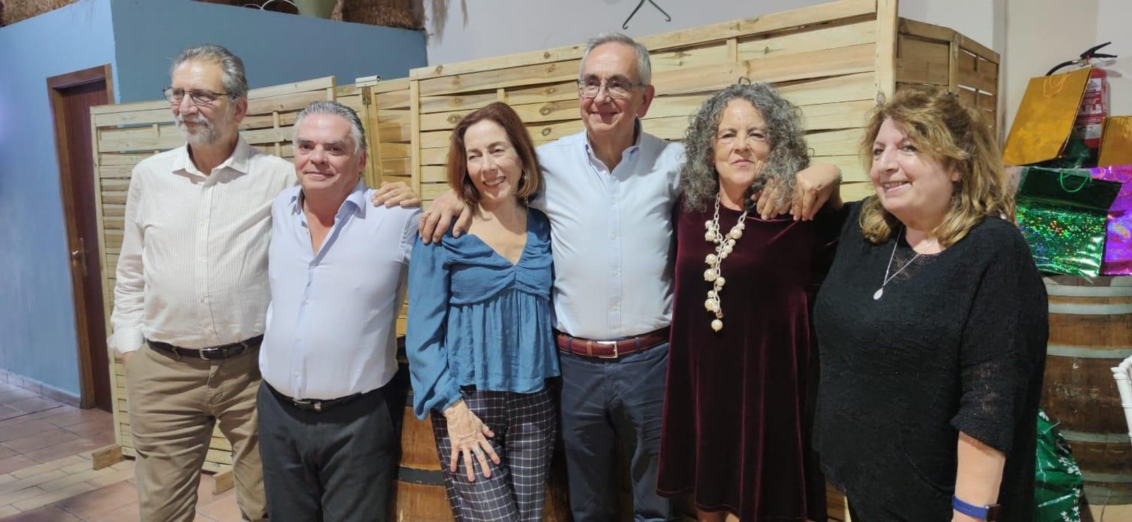 Los seis profesionales del centro de salud Rodríguez Arias homenajeados por sus compañeros por su jubilación