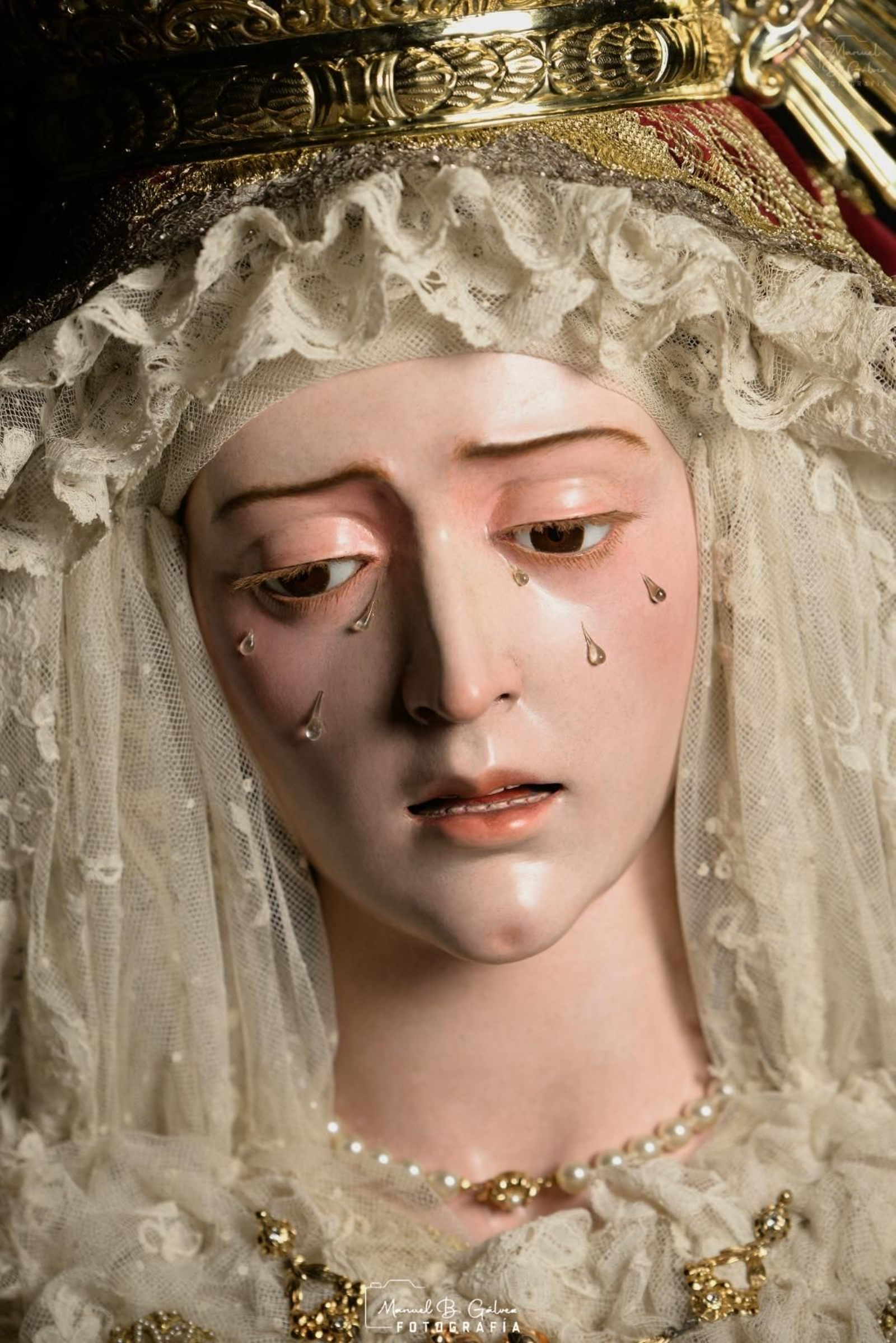 Primer plano de la nueva dolorosa