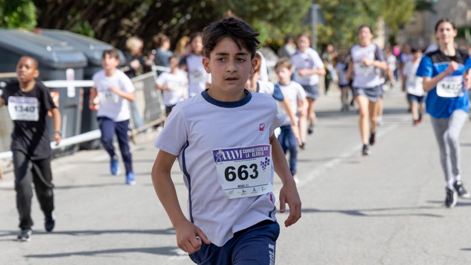 La carrera escolar de “La Gloria” que aúna inclusión y solidaridad, en imágenes