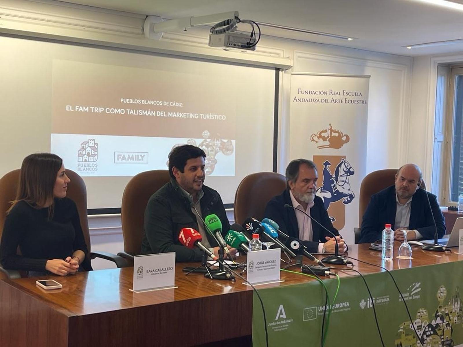 Un momento de la presentación celebrada ayer en Jerez.