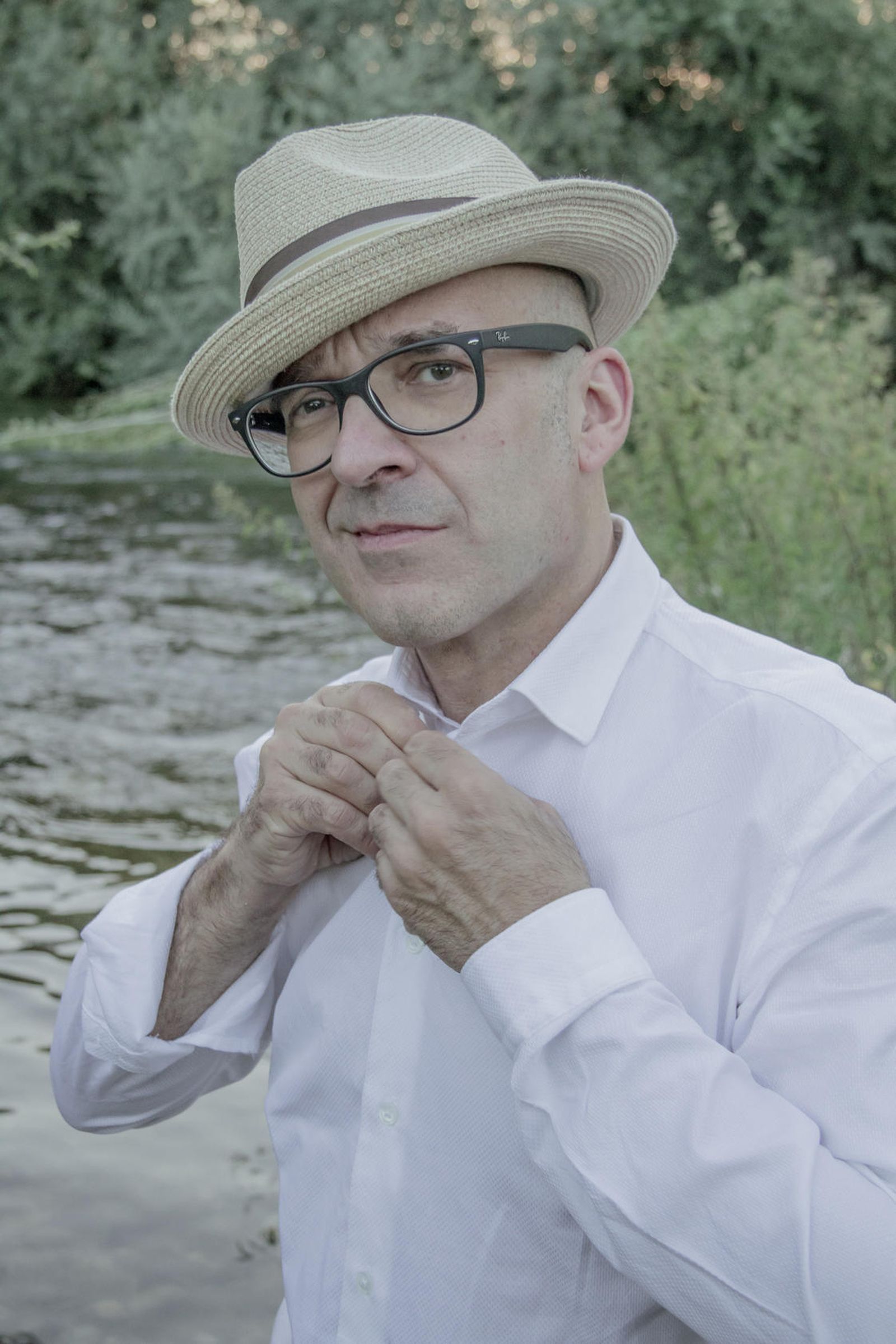 Imagen de Coyote, el encargado de traer al presente los grandes éxitos de los 80 y 90.