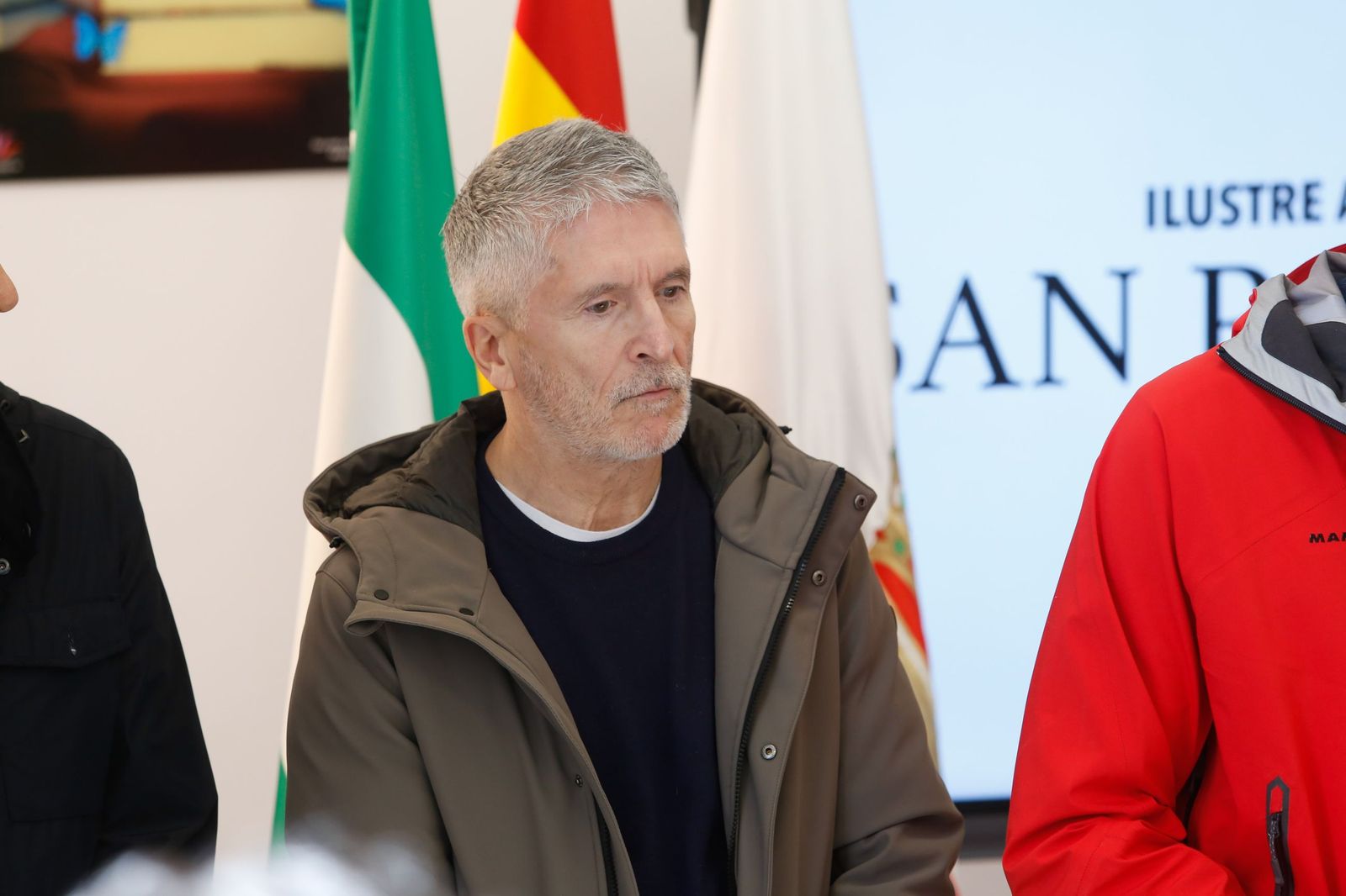 Las fotografías de la visita de Pedro Sánchez al puesto de mando avanzado de San Roque