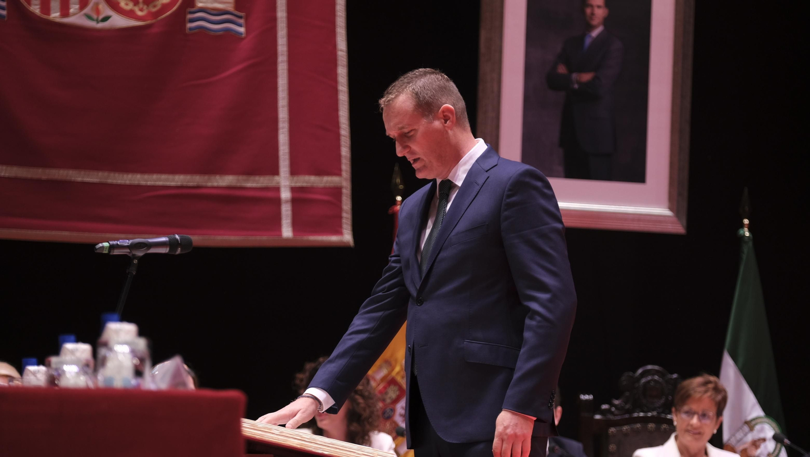 Imágenes de la constitución de la Corporación Municipal de almería, con María Vázquez como Alcaldesa