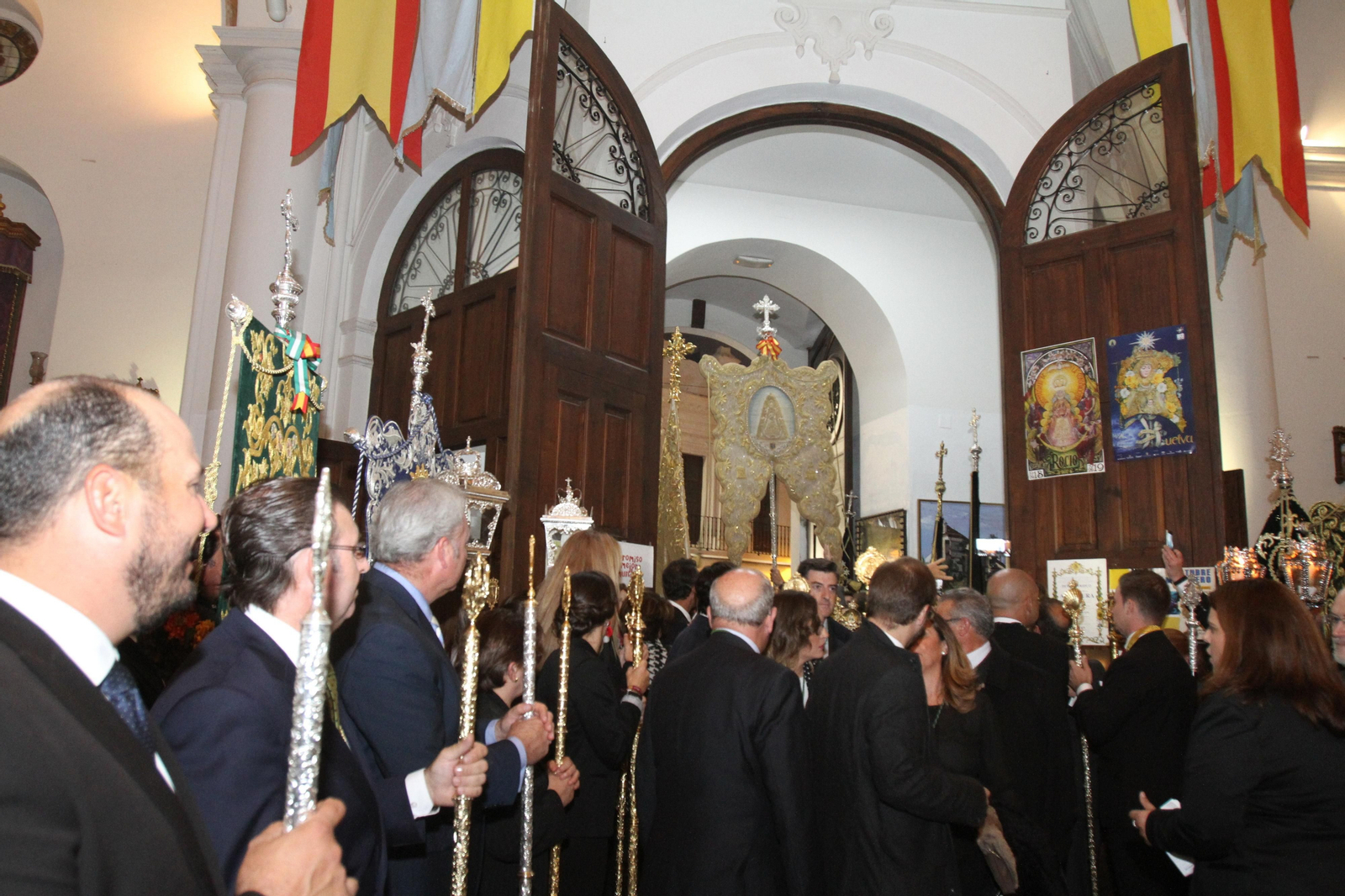 Imágenes del Recorrido del Rosario Glorioso de La Magna Rociera