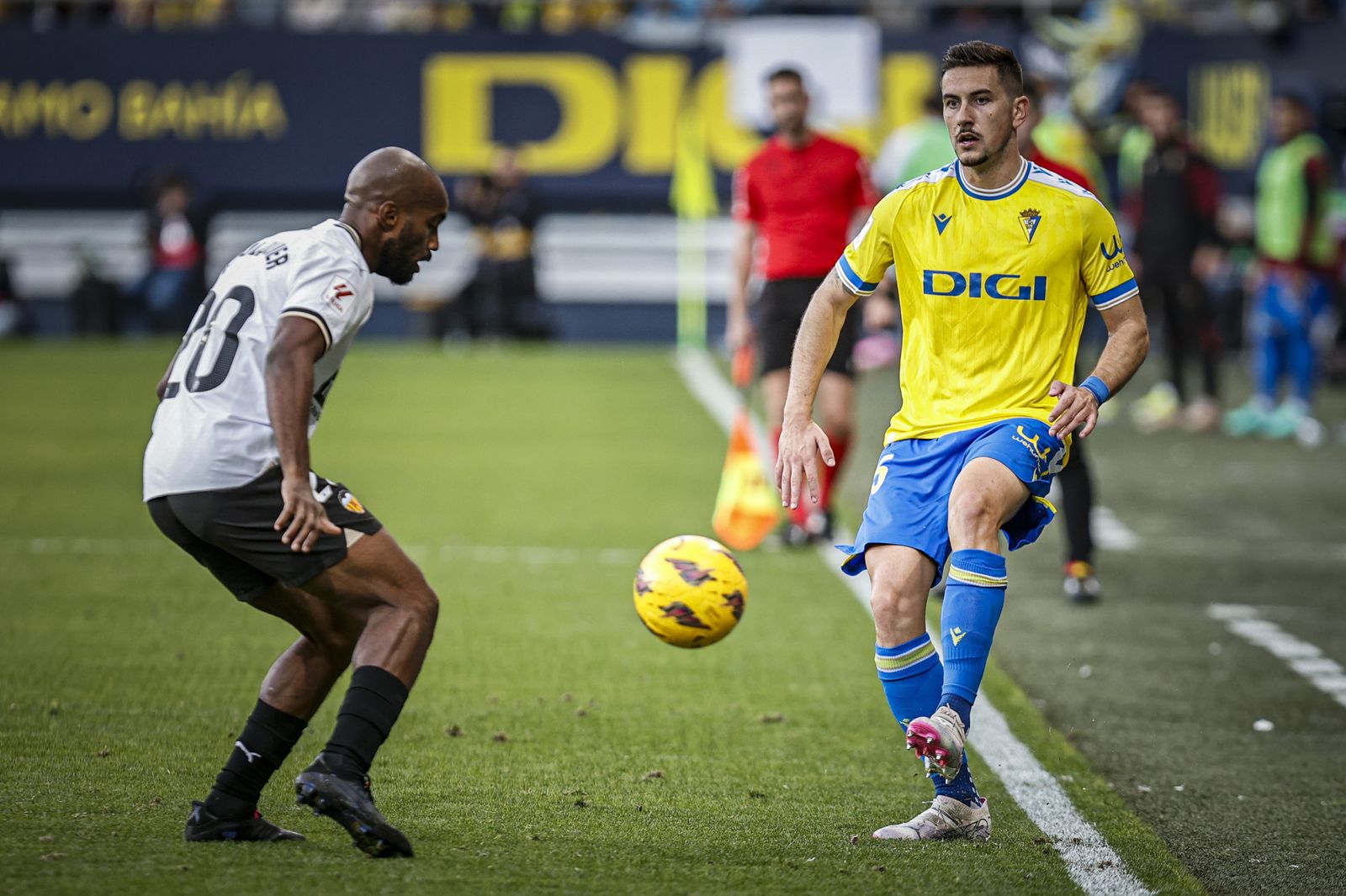 Partido de fútbol Cádiz CF - Valencia CF