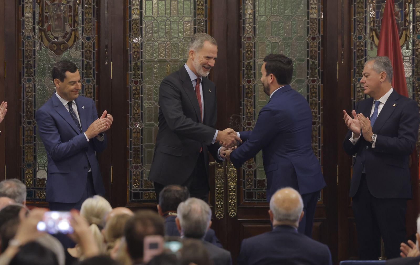 Su Majestad el Rey recibe el IX “Premio contra el Terrorismo Alberto Jiménez Becerril, todas las imágenes