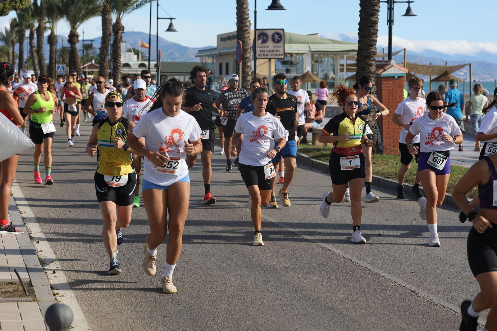 Las fotos de la Carrera Solidaria No Más Suicidios en Torremolinos