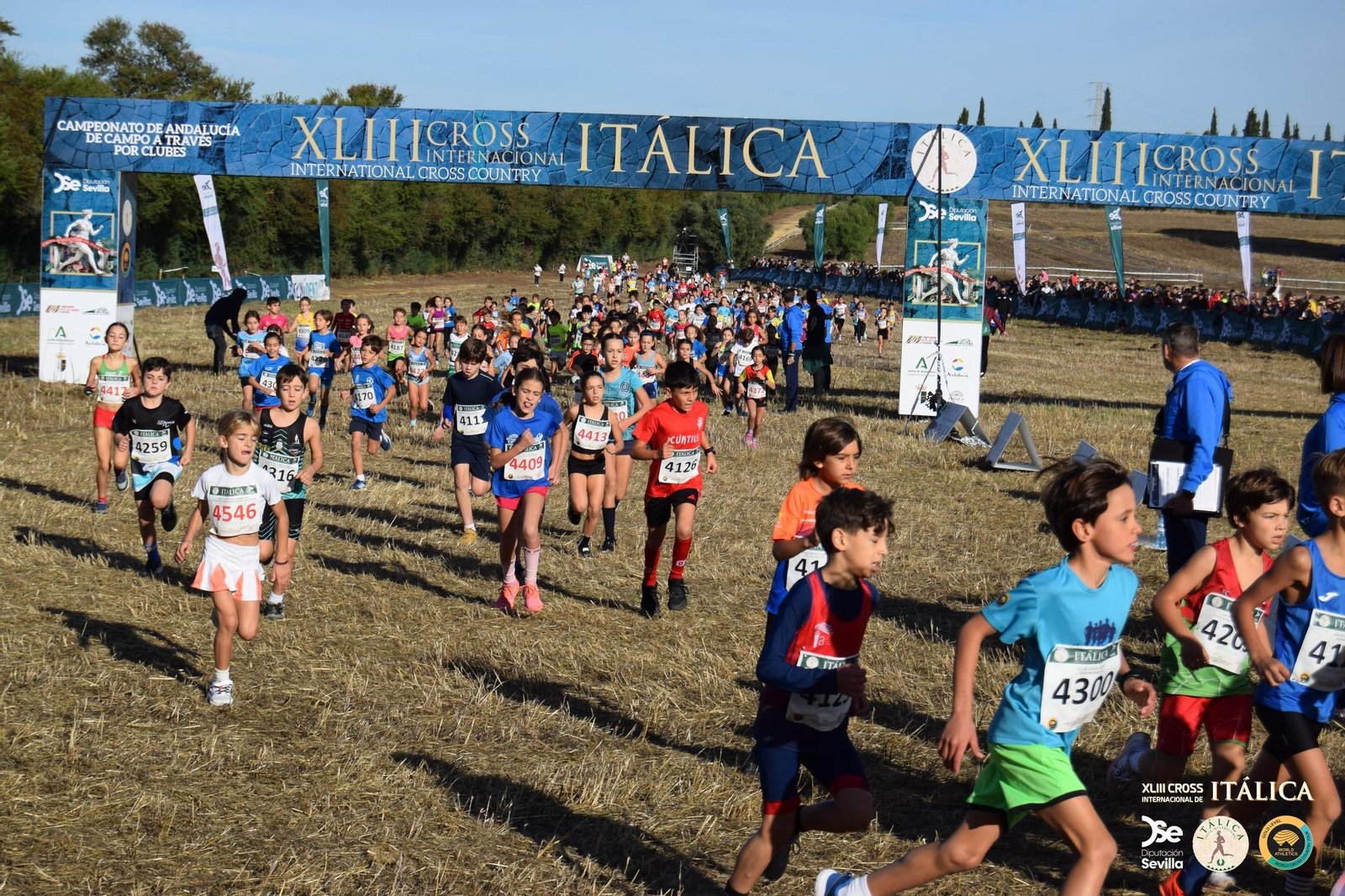 Búscate en las fotos del Cross de Itálica 2025 | 9