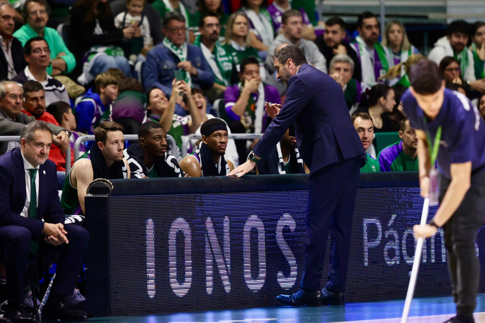 Unicaja-Bàsquet Girona, en fotos