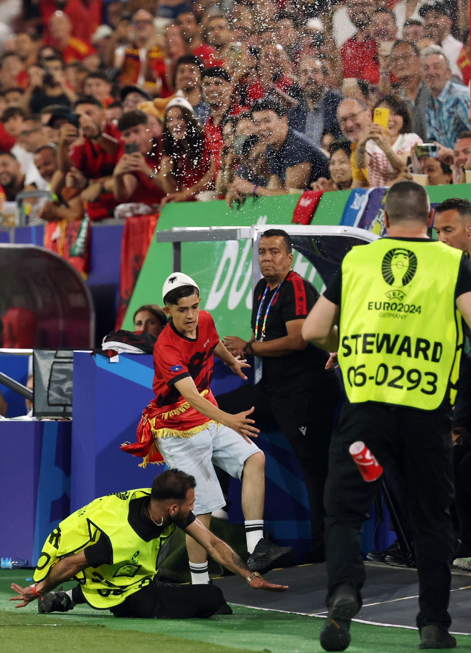 Las fotos del Albania - España