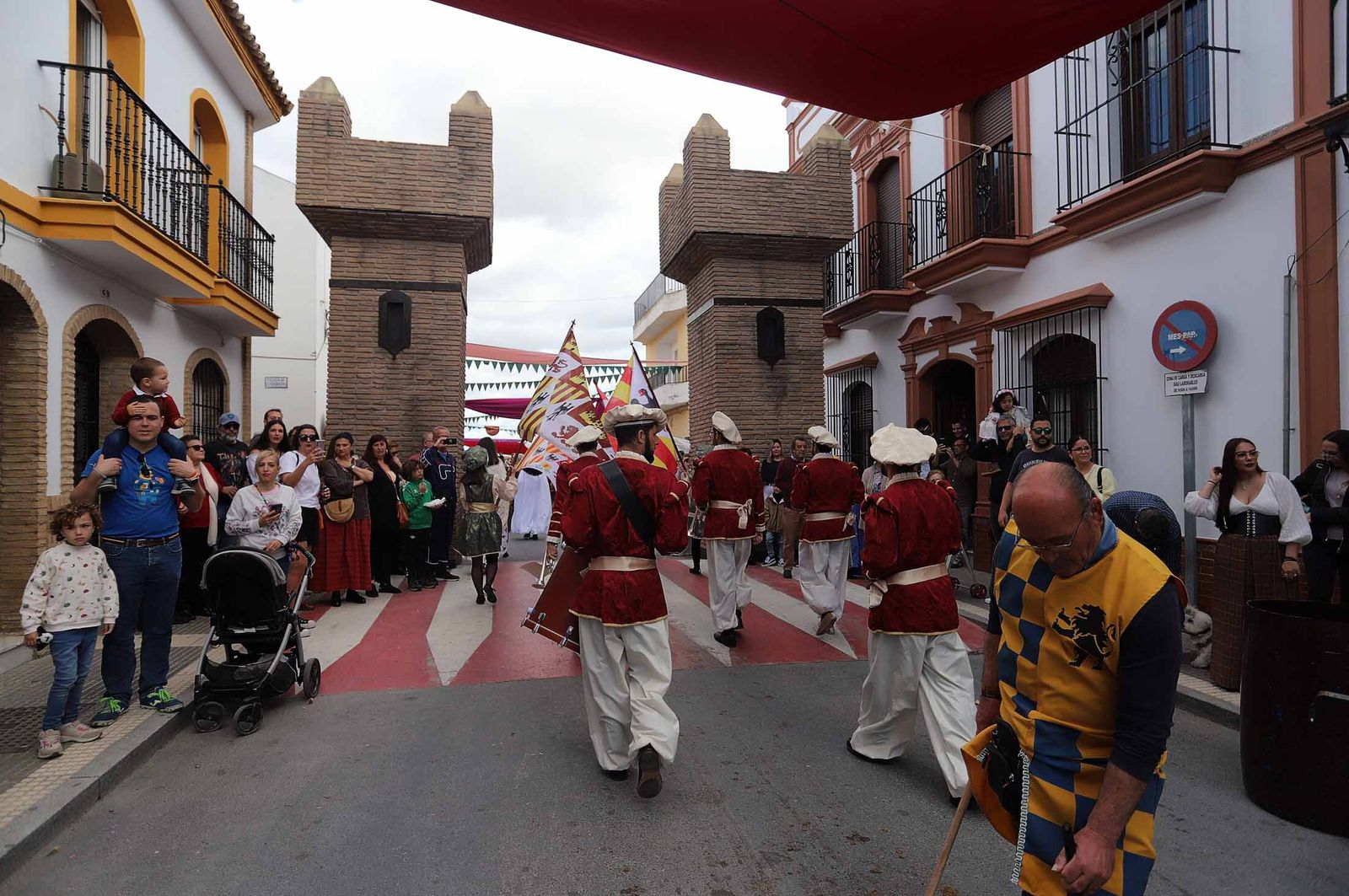 Imágenes del gran ambiente en la Feria Medieval de Palos de la Frontera, Huelva
