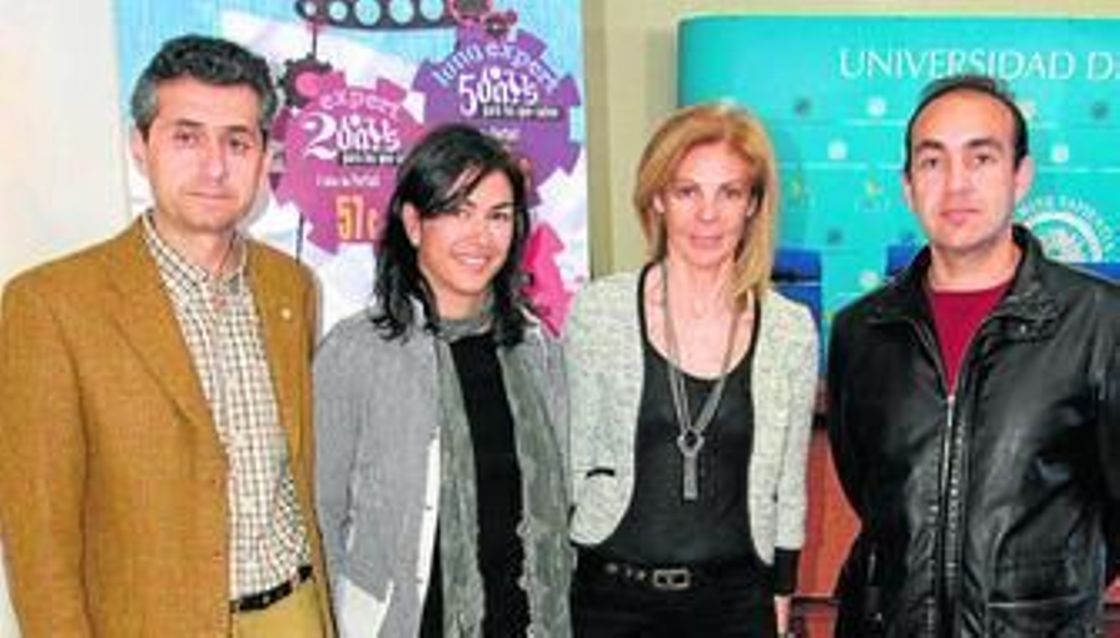 La reconocida esquiadora animó a los universitarios a que acudieran a esta cita.