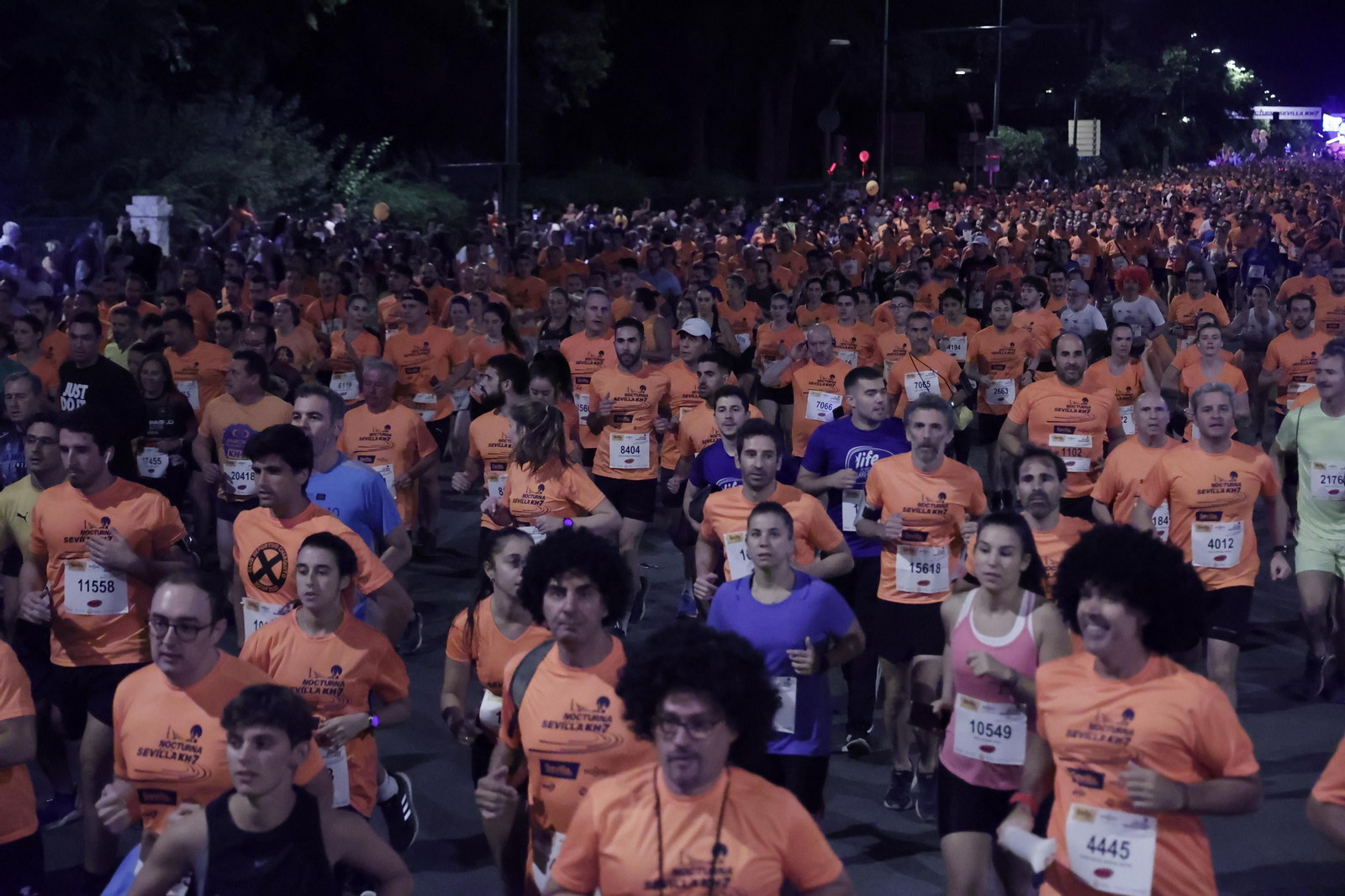 Búscate en la Carrera Nocturna de Sevilla (4)