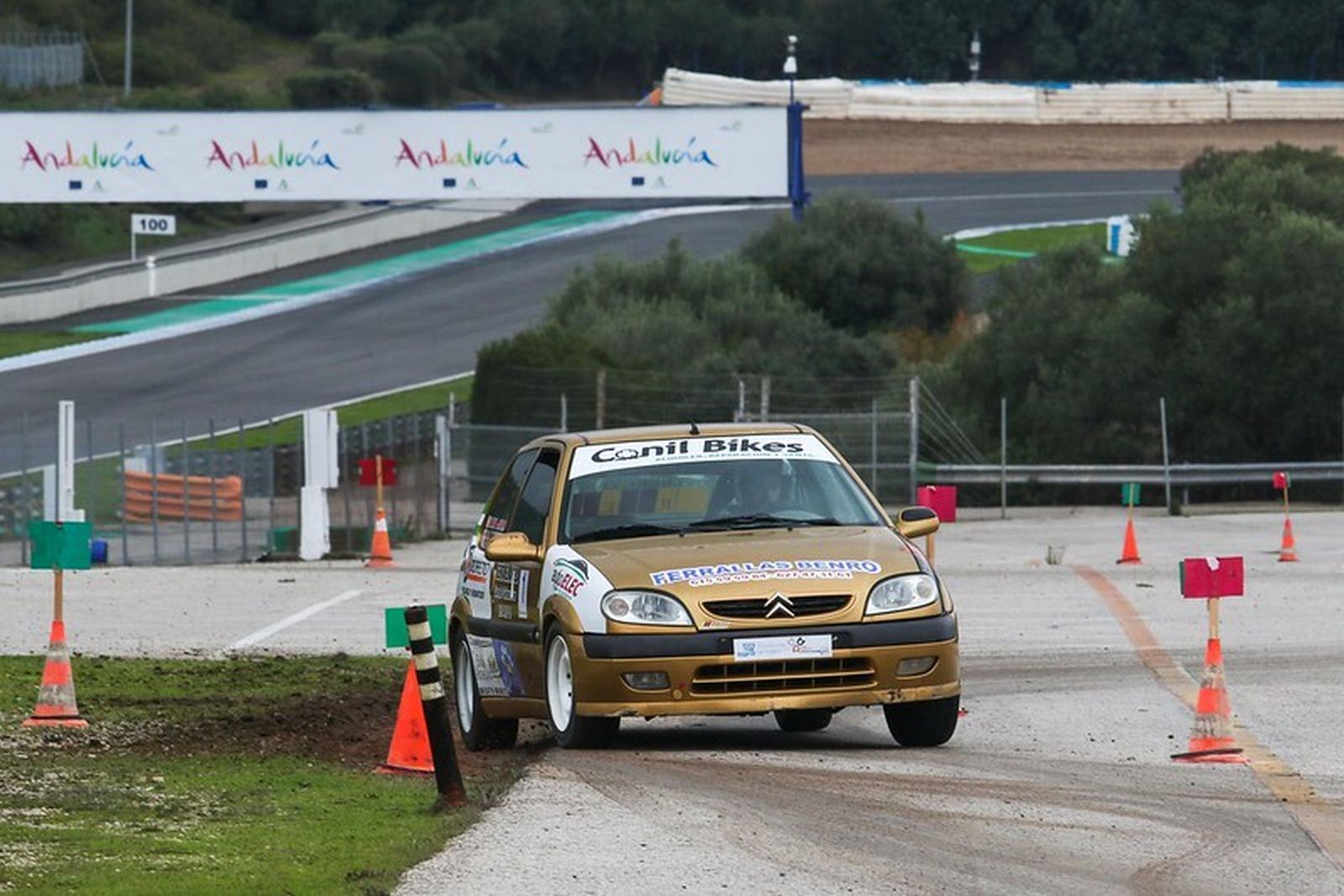 El Andaluz de Slalom pone el punto final este sábado en el Circuito de Jerez.