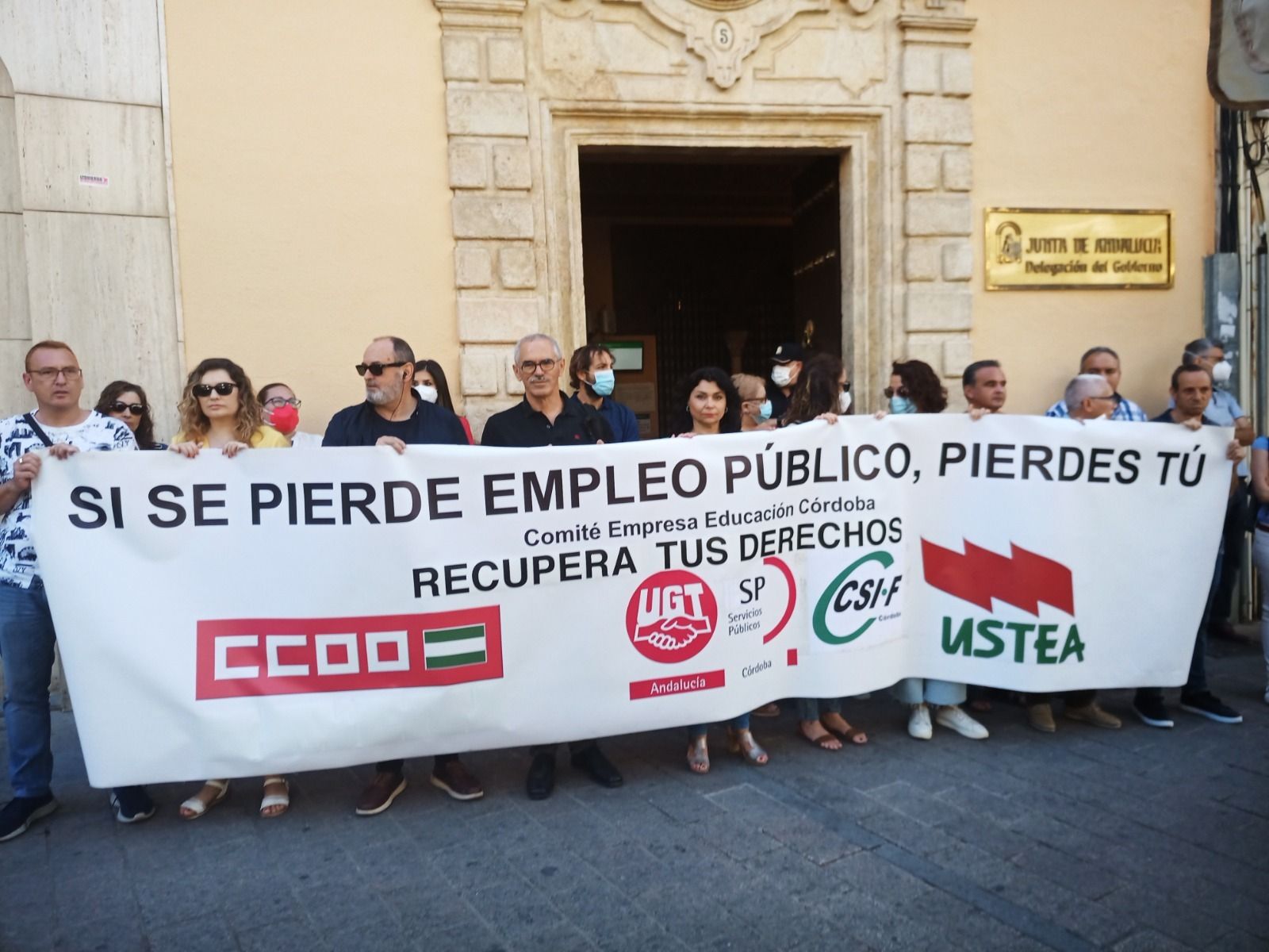 Concentración ante la Delegación del Gobierno de la Junta en Córdoba.