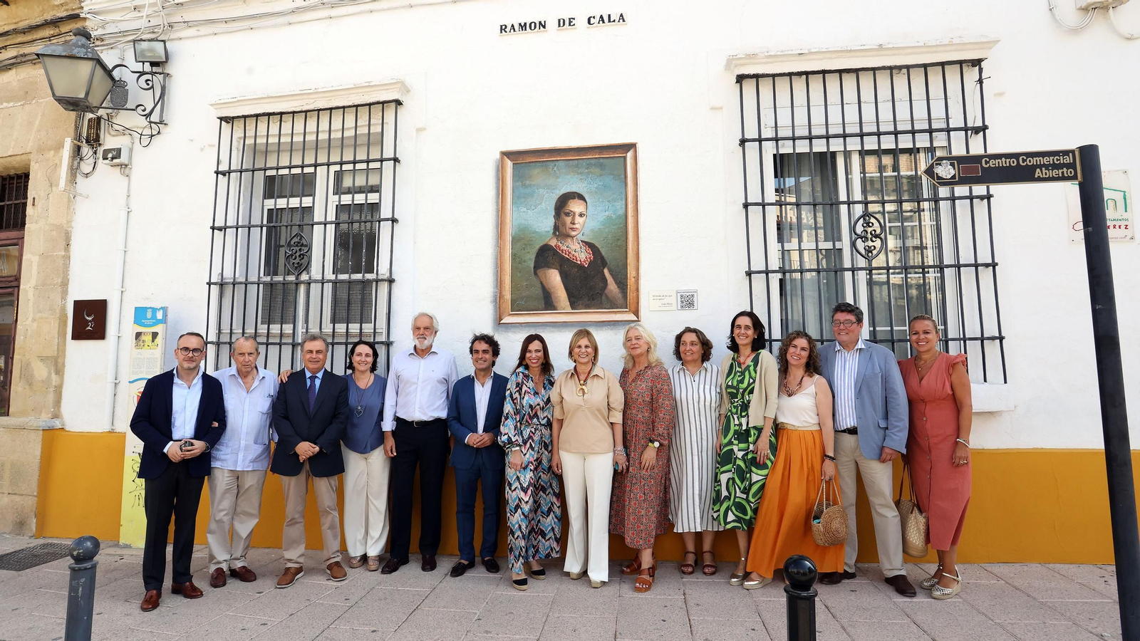 Visita a la rehabilitación de viviendas en calle Ramón de Cala en Jerez