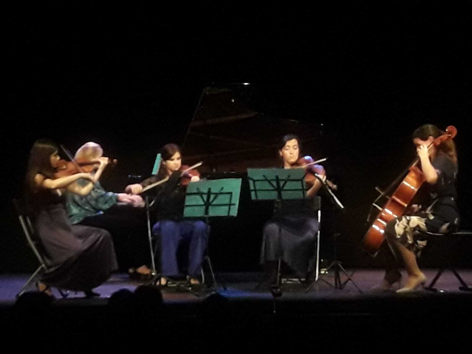 Policinska y el Cuarteto Almaclara.