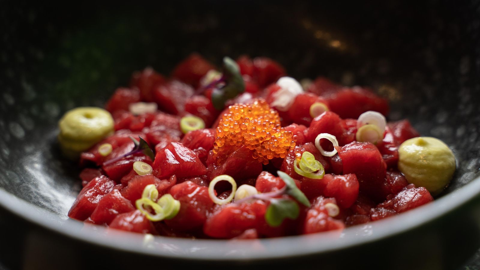 El tartar de atún es uno de los platos estrella de Marengo Brasserie
