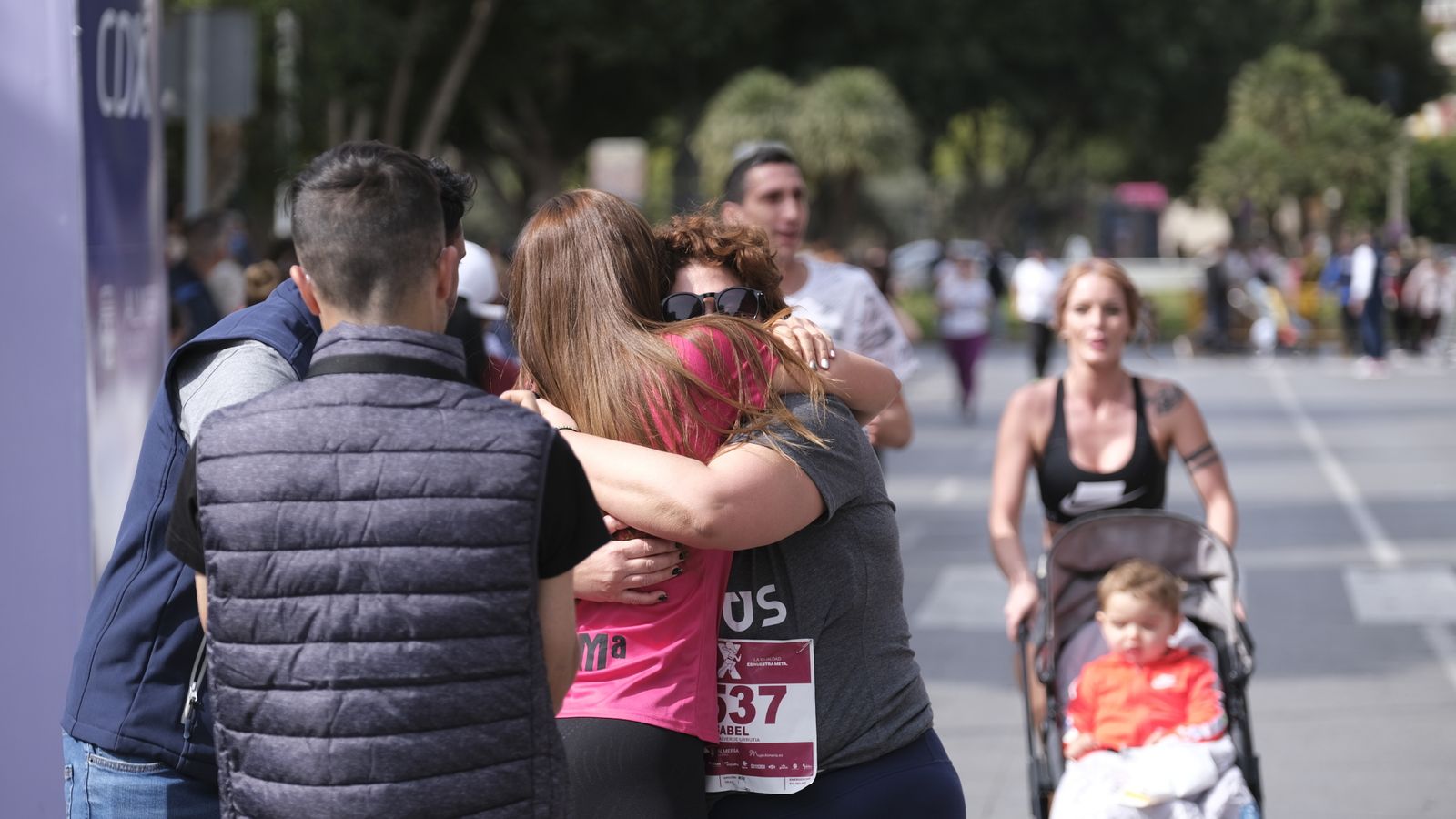 Imágenes de la Carrera de la Mujer 2023 en Almería