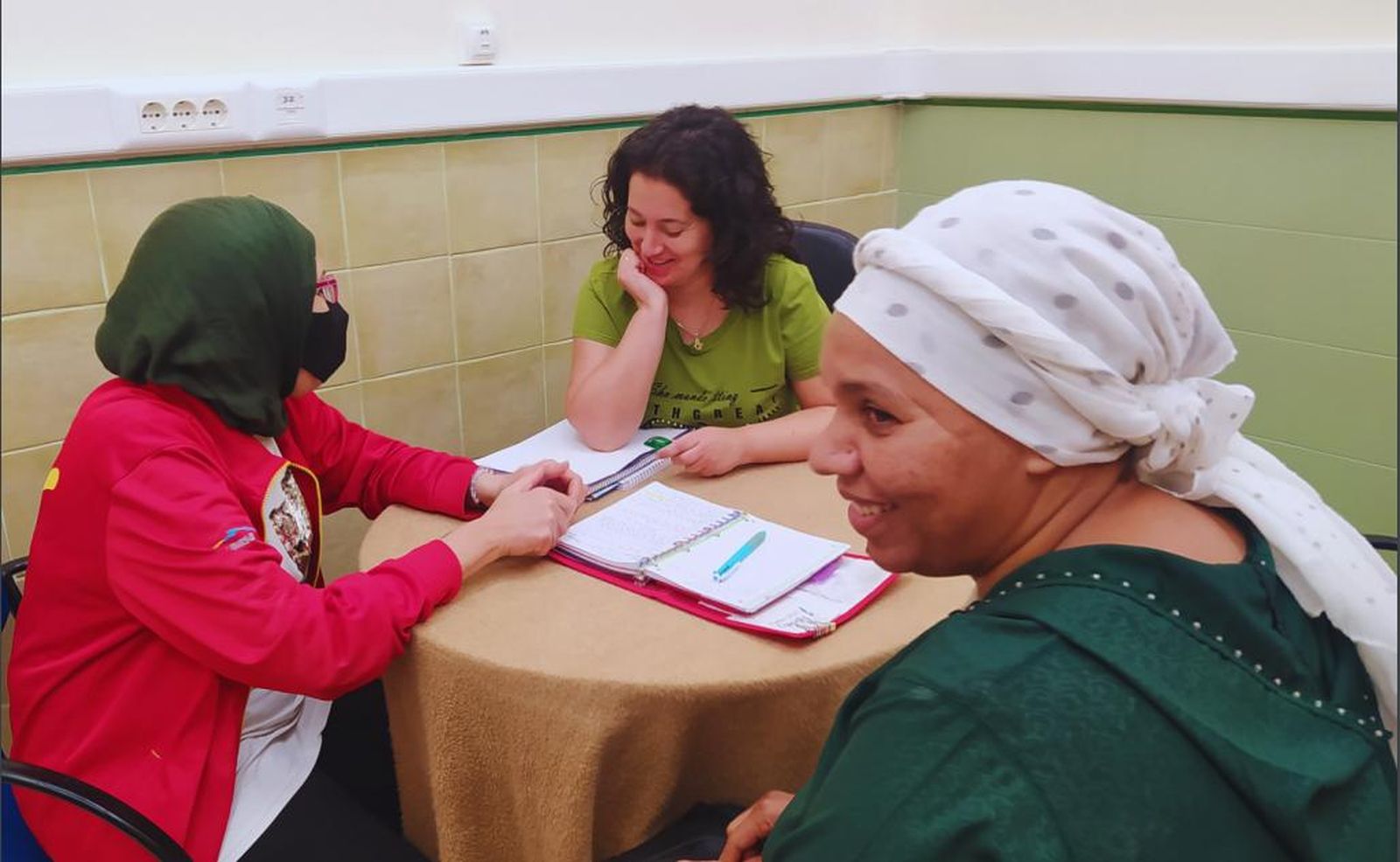 Mediación con una participante de Cáritas Parroquial de San Isidro de Níjar.