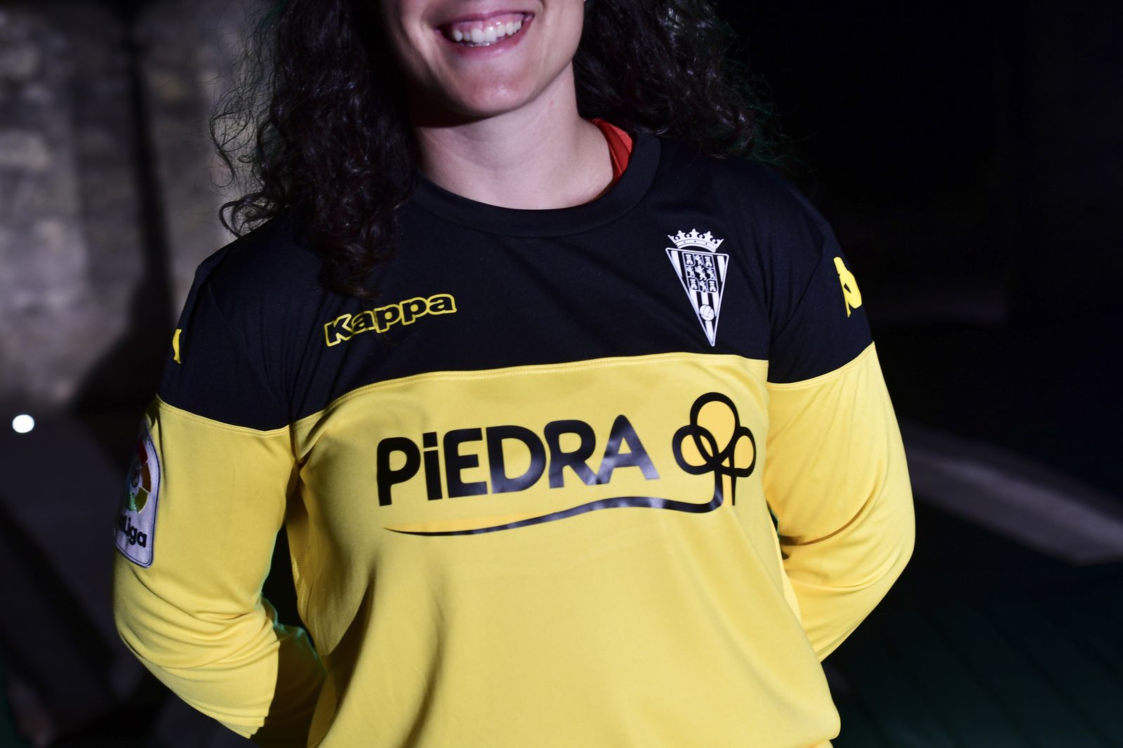 El Córdoba CF presenta sus nuevas camisetas en Medina Azahara