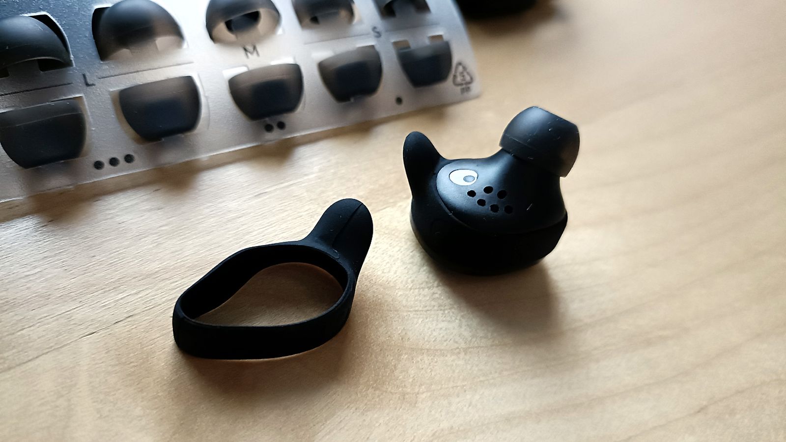 Auriculares Melomania Touch de Cambridge Audio