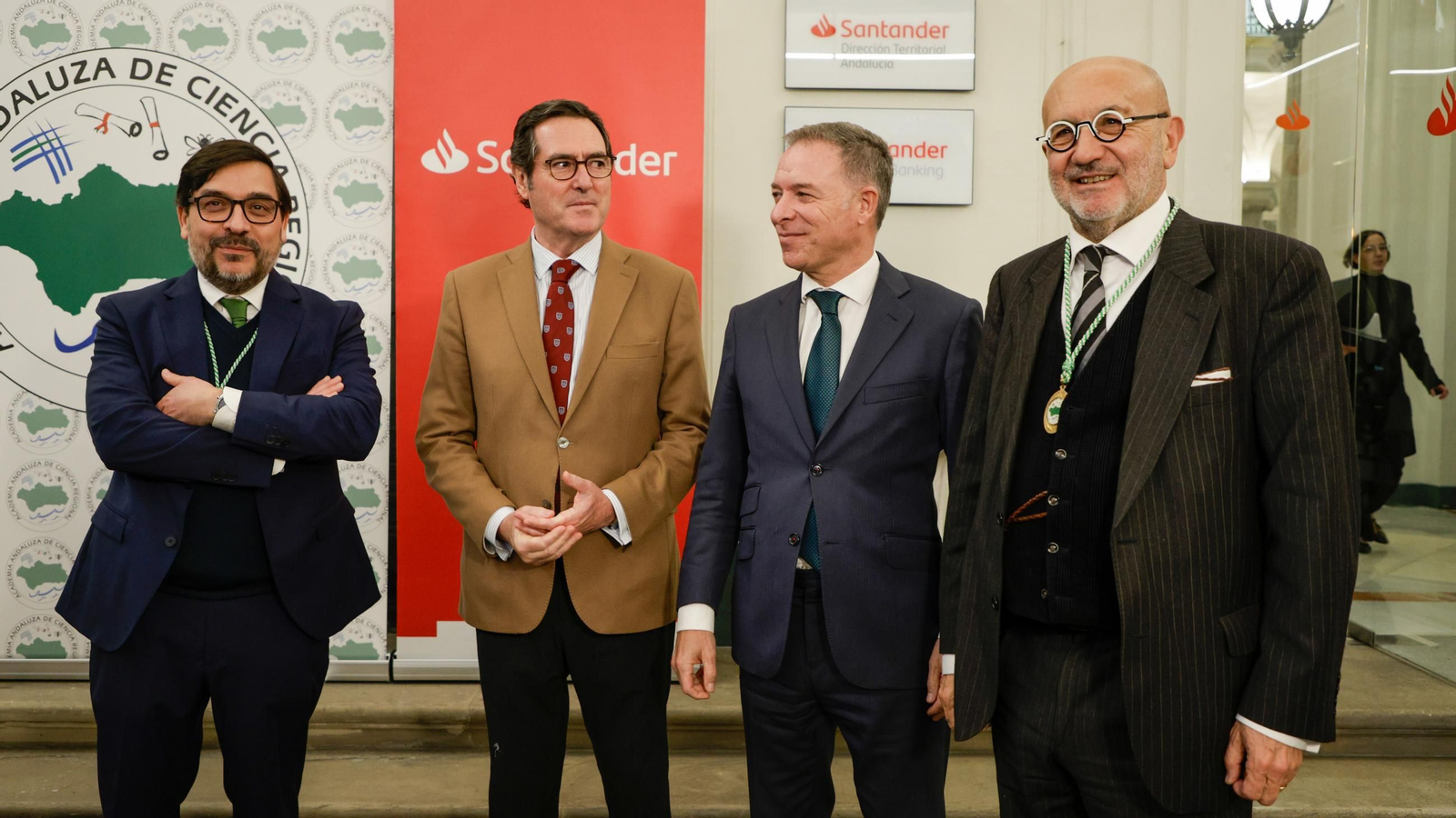 I Premio a la Trayectoria ejemplar en defensa de Andalucía a Fátima Báñez y a Jaime Montaner Roselló