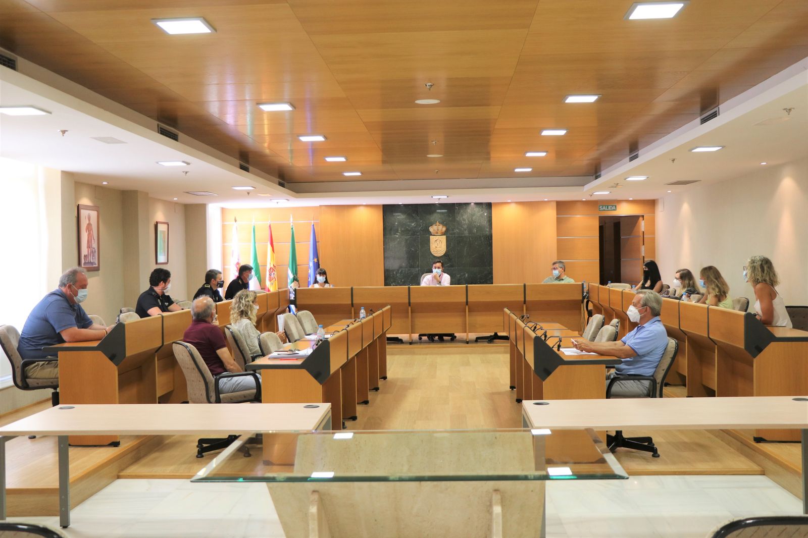 Reunión de coordinación sobre ocupación ilegal de viviendas.