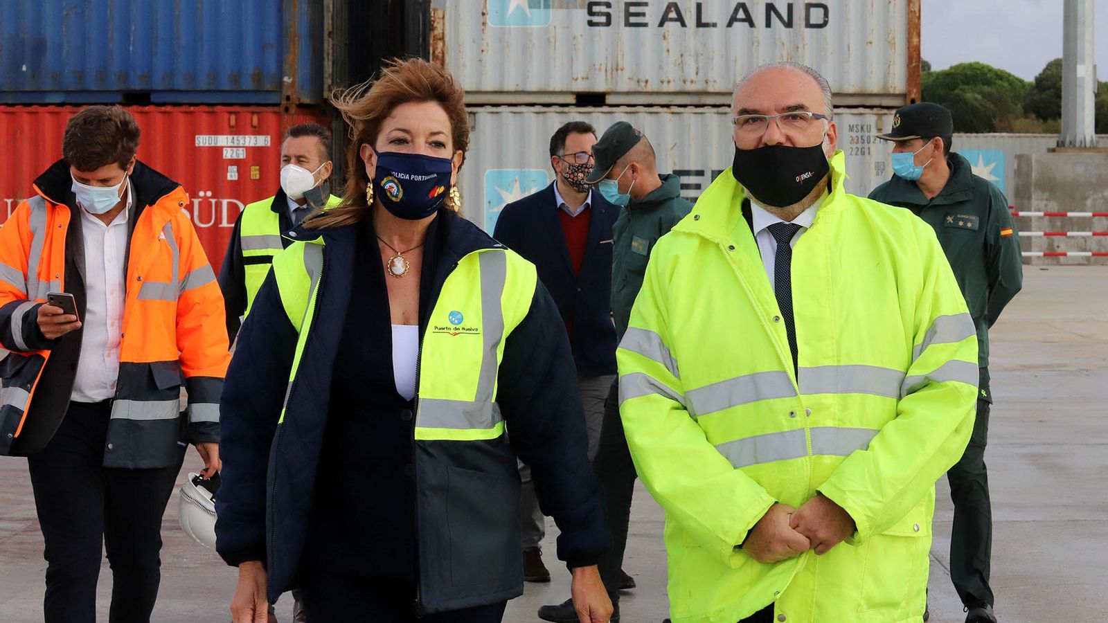 Los responsables del Puerto junto con los de Yilport en el día de ayer.