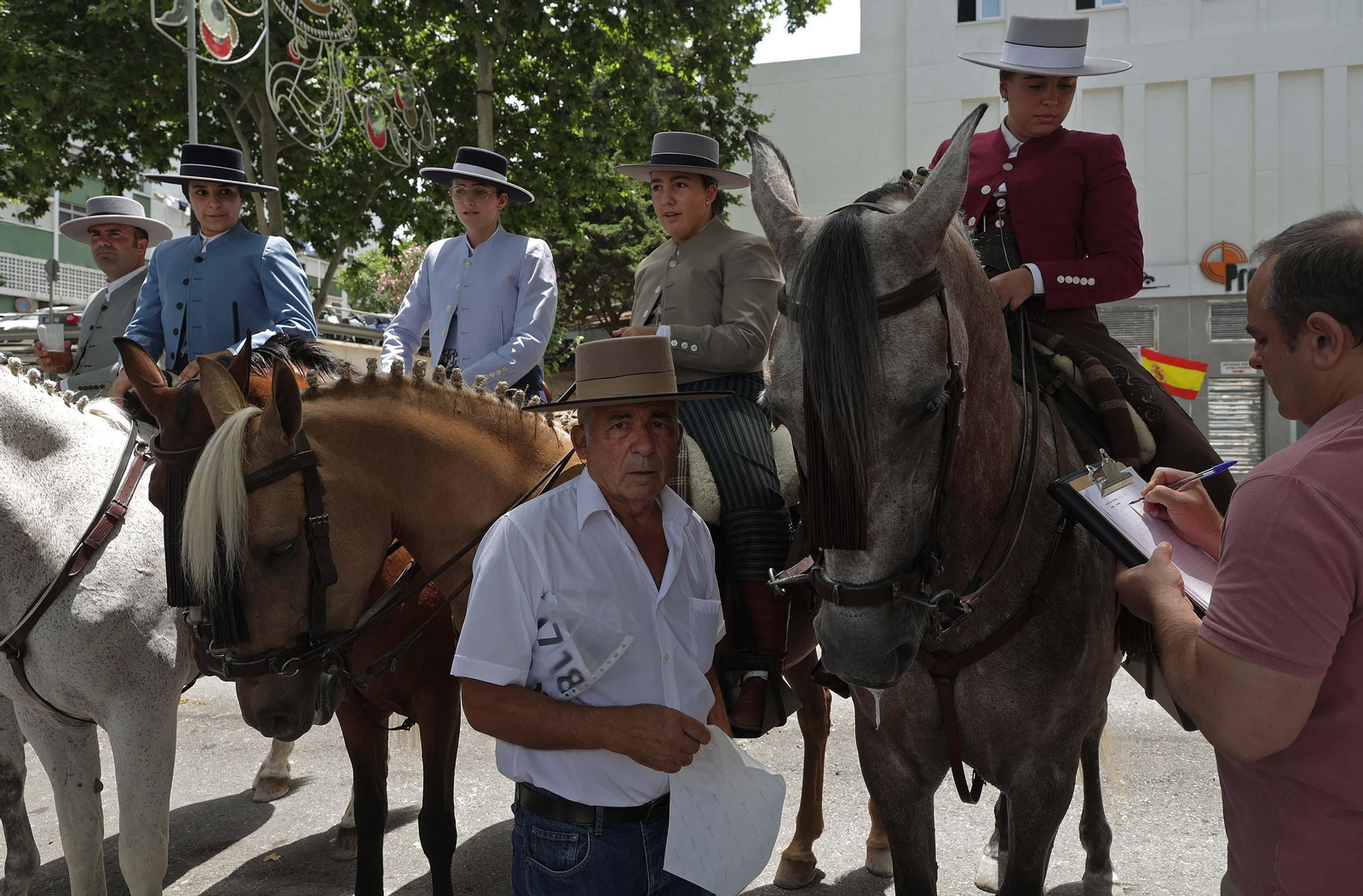 Fotos del tradicional concurso 'Paseo a Caballo' en la Feria Real de Algeciras 2025 Fotos del tradicional concurso 'Paseo a Caballo' en la Feria Real de Algeciras 2025