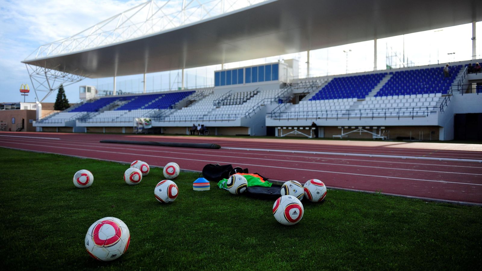 Estadio de fútbol de Bahía Sur, en una imagen de archivo.