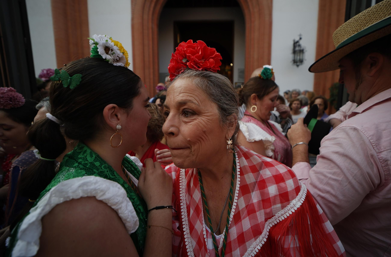 La salida de la Hermandad del Cerro en imágenes