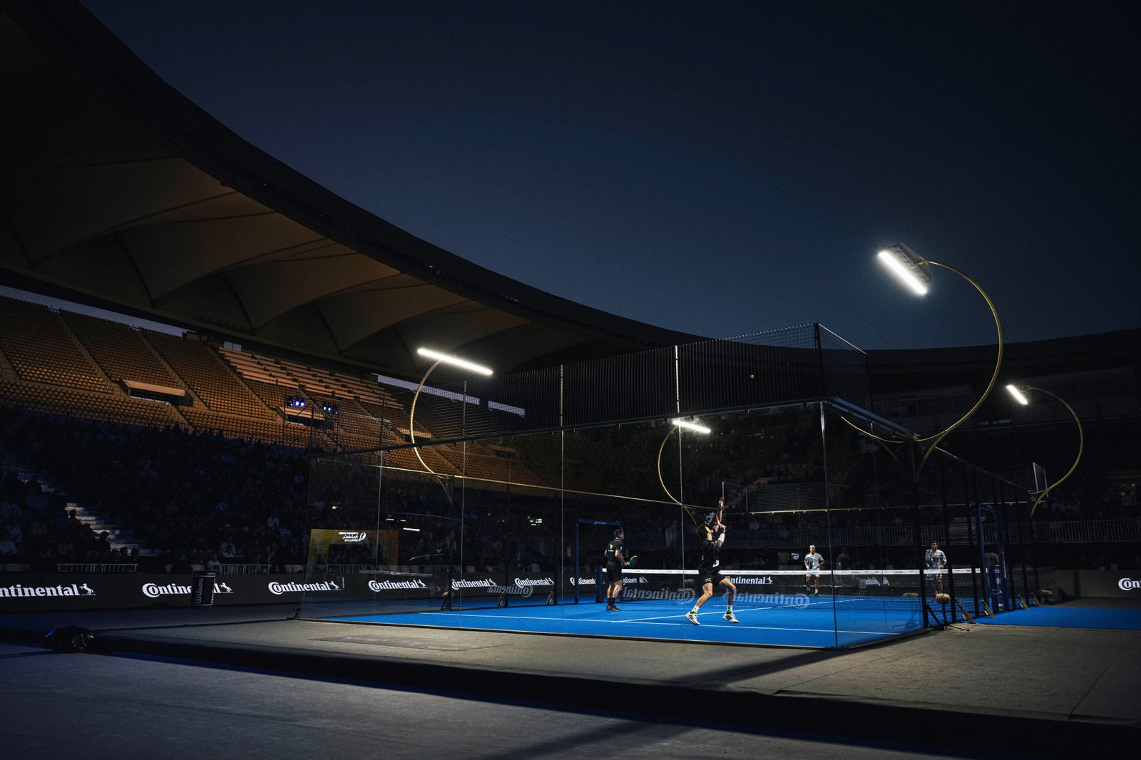 Las mejores fotos de la segunda jornada del pádel en el Estadio de la Cartuja