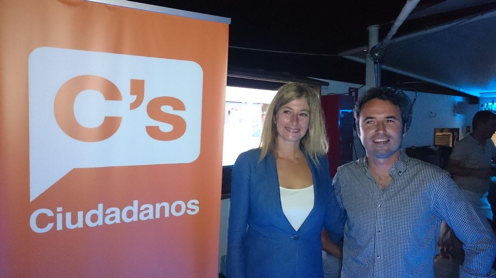 Guillermo Díaz, junto a Irene Rivera.