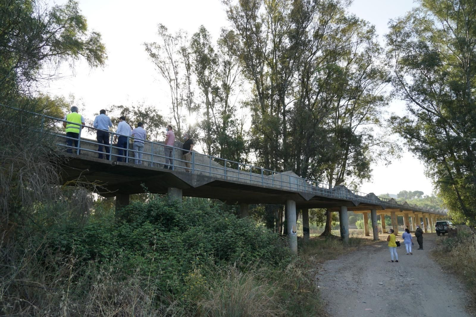 Visita a las obras hidráulicas del río Pereilas, en Coín.