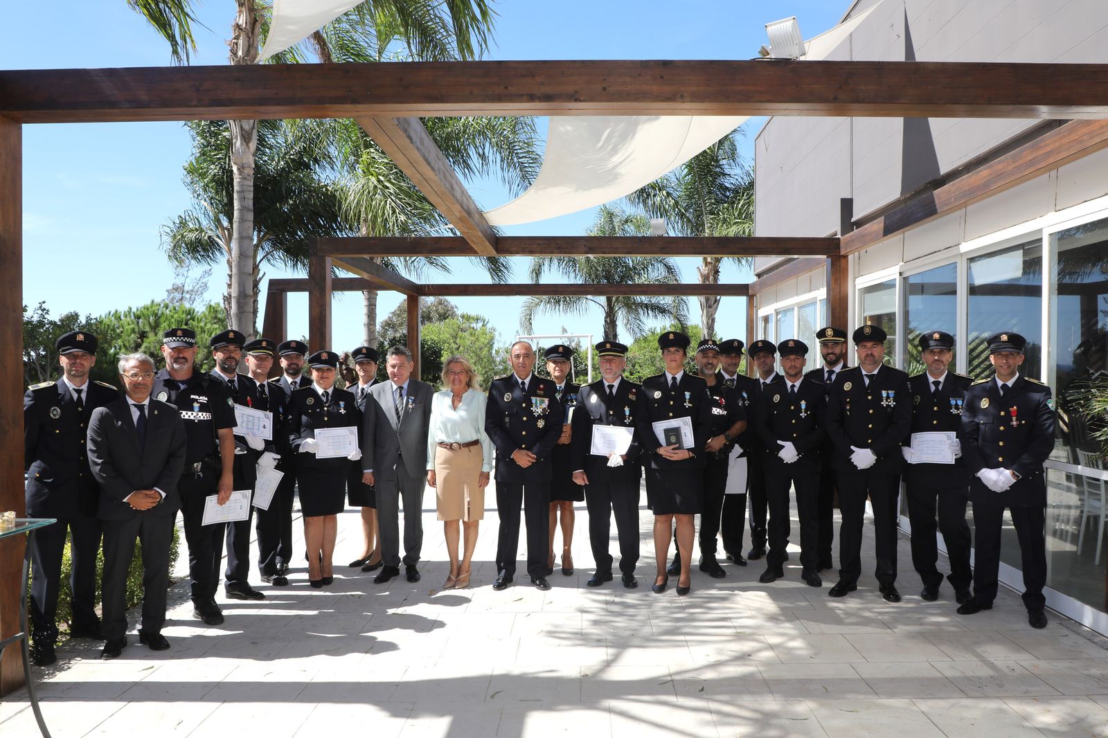 El acto de entrega de medallas a la Policía Local.