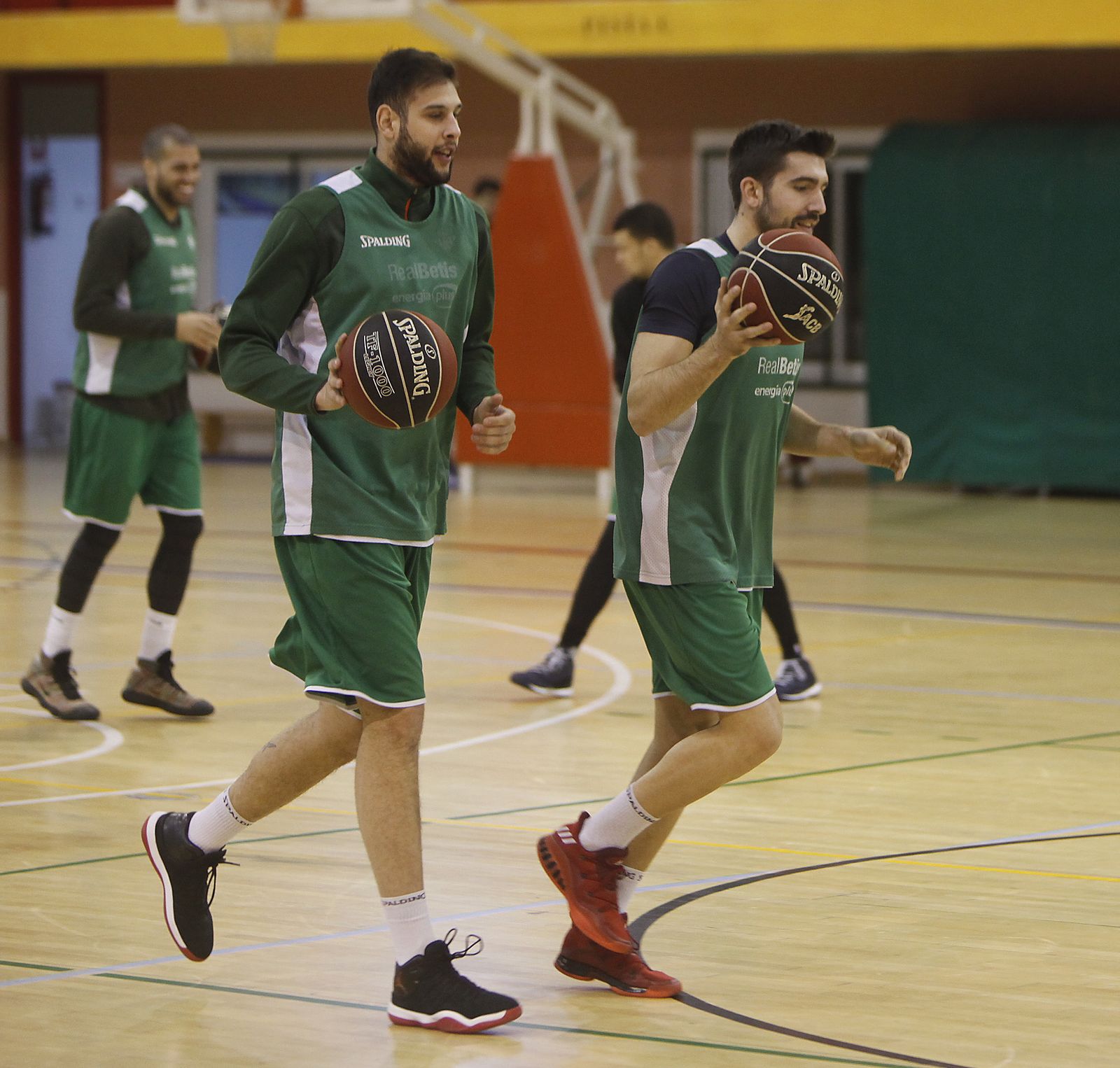 Josep Franch e Iván Cruz, se ejercitan en Amate.