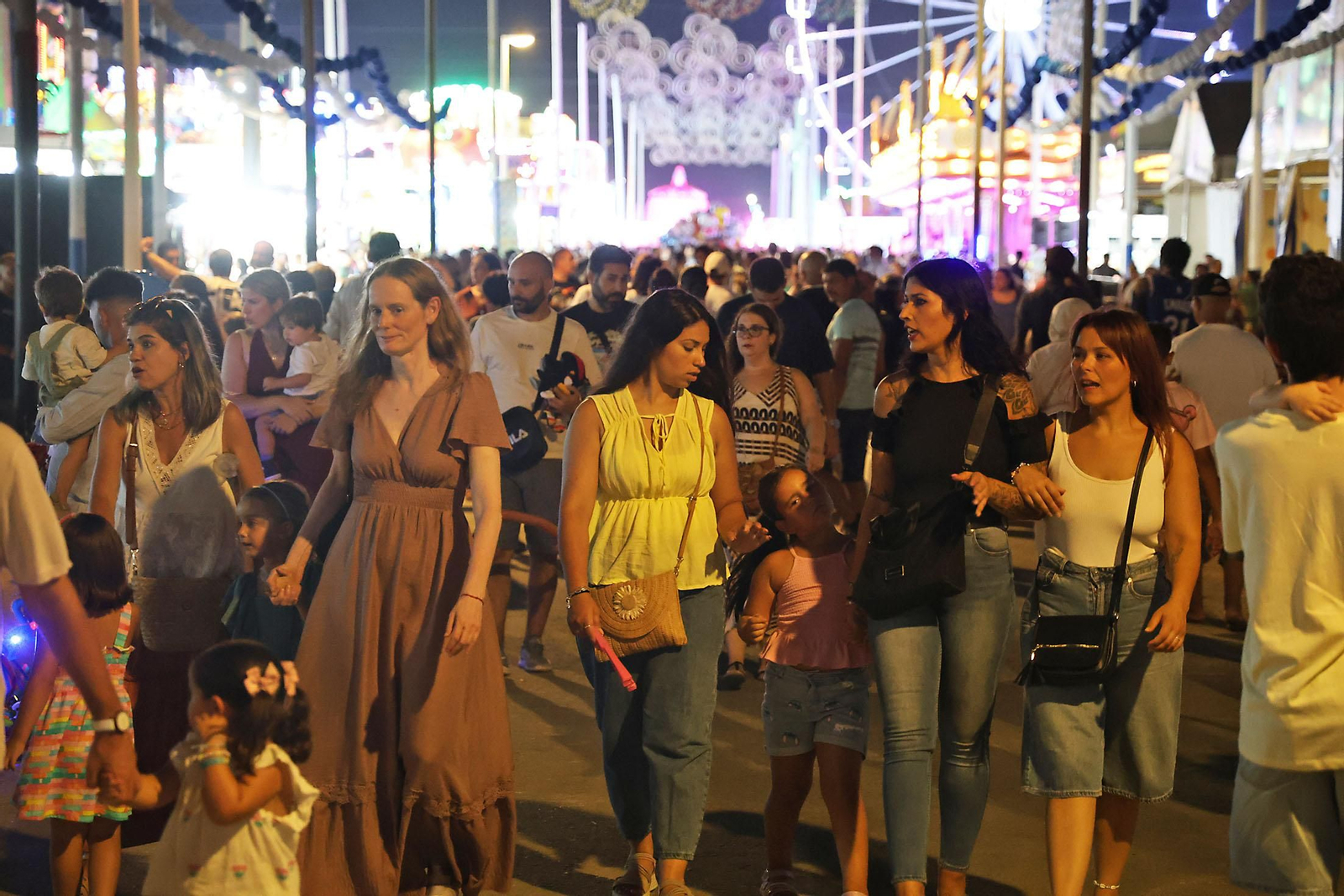 Colombinas 2025: Imágenes del ambiente en las Fiestas Colombinas con el Día del Niño