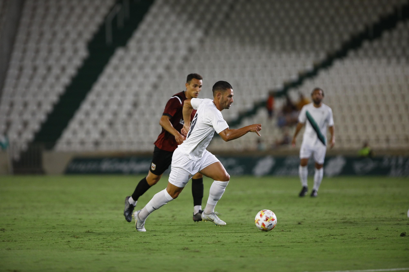 Las imágenes de la victoria del Córdoba CF ante el Mérida