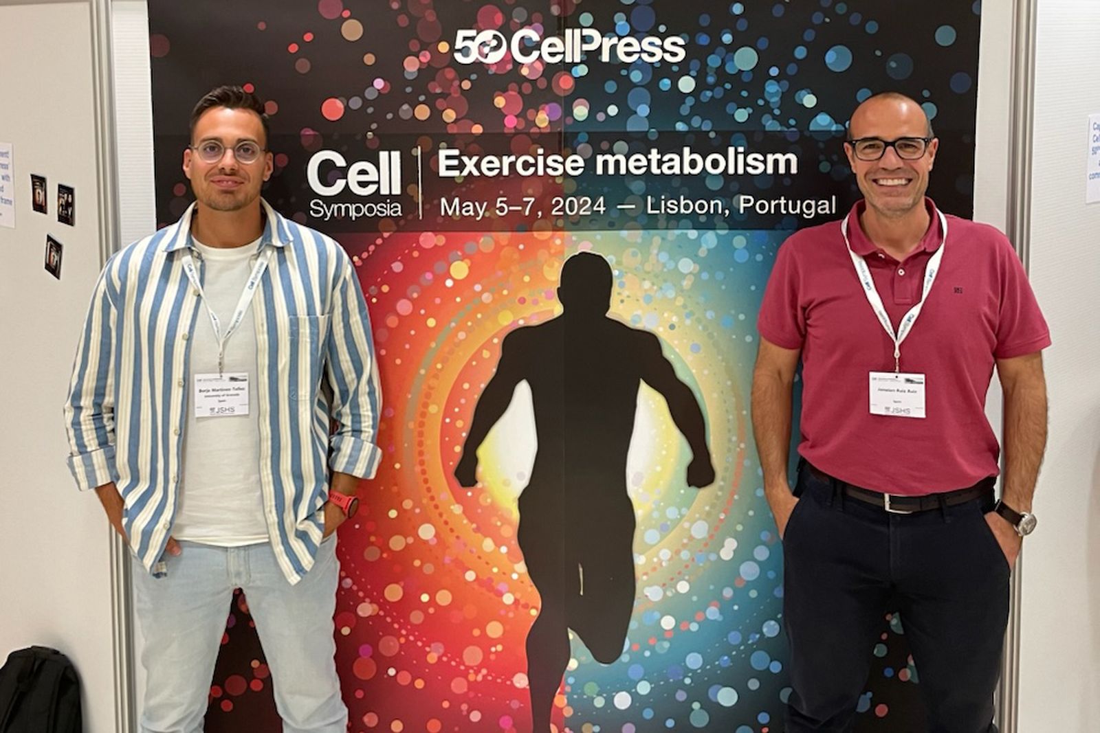 Borja Martínez Téllez (izquierda), investigador de la UAL que lidera el proyecto, junto a Jonatan Ruiz, catedrático de la Universidad de Granada.