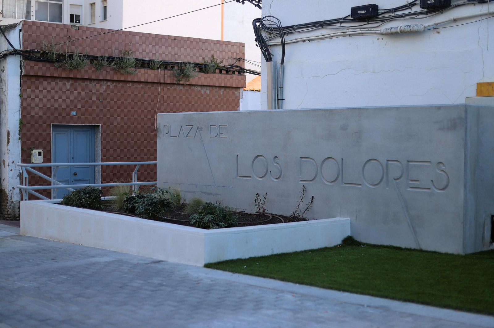 Barrio a Barrio: Imágenes de la Barriada de Los Dolores